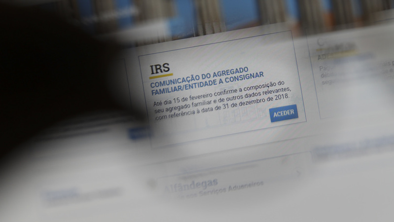 Aprovadas alterações ao IRS dos reformados que recebem pensões com atraso