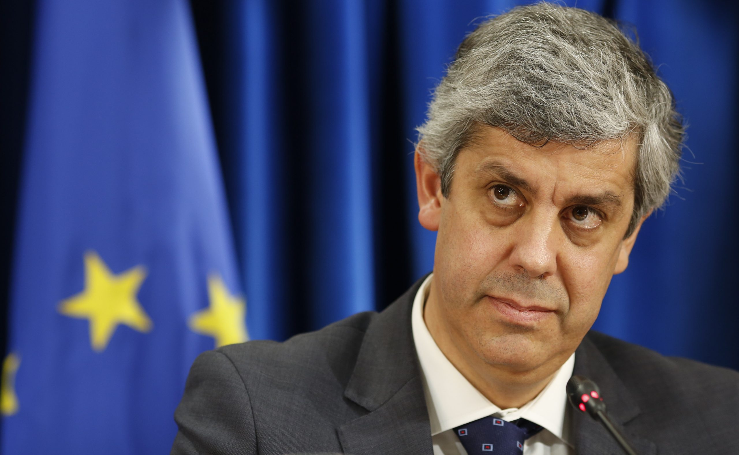 Centeno: Reestruturação da dívida não está na agenda do Governo