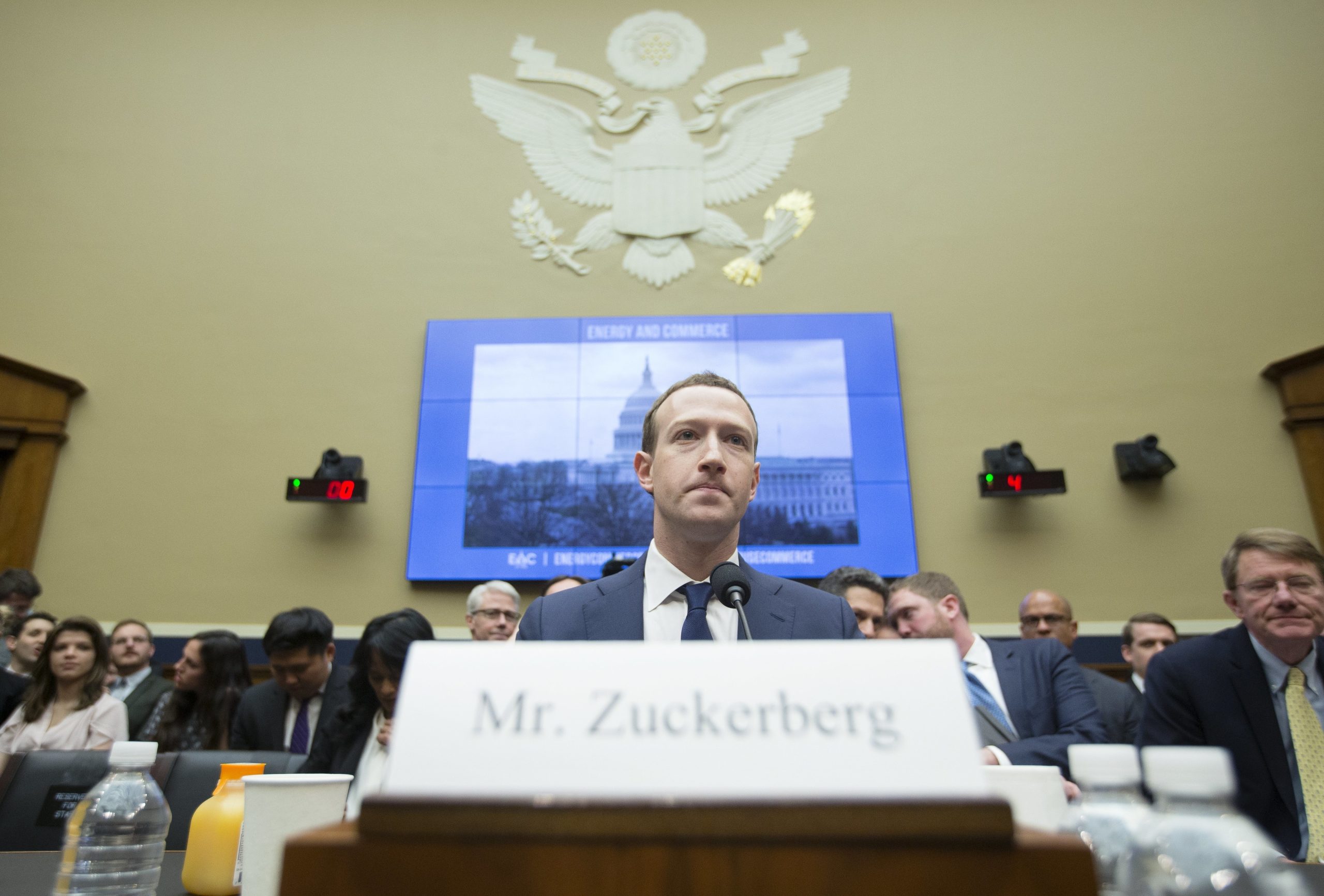 Zuckerberg assume que foi um dos visados pela Cambridge Analytica