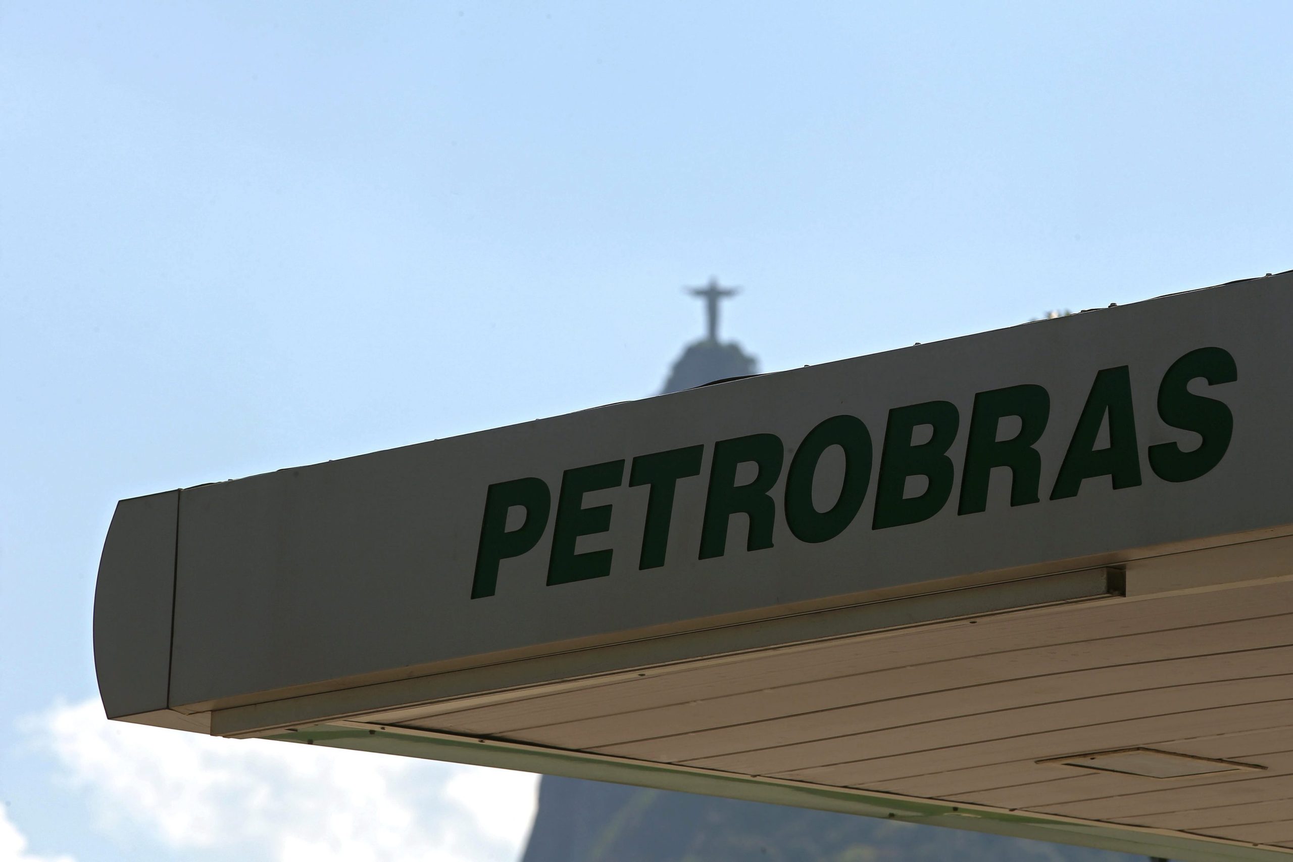 Lava Jato: Suspeito no caso Petrobras quer ficar em Espanha com medo de represálias no Brasil