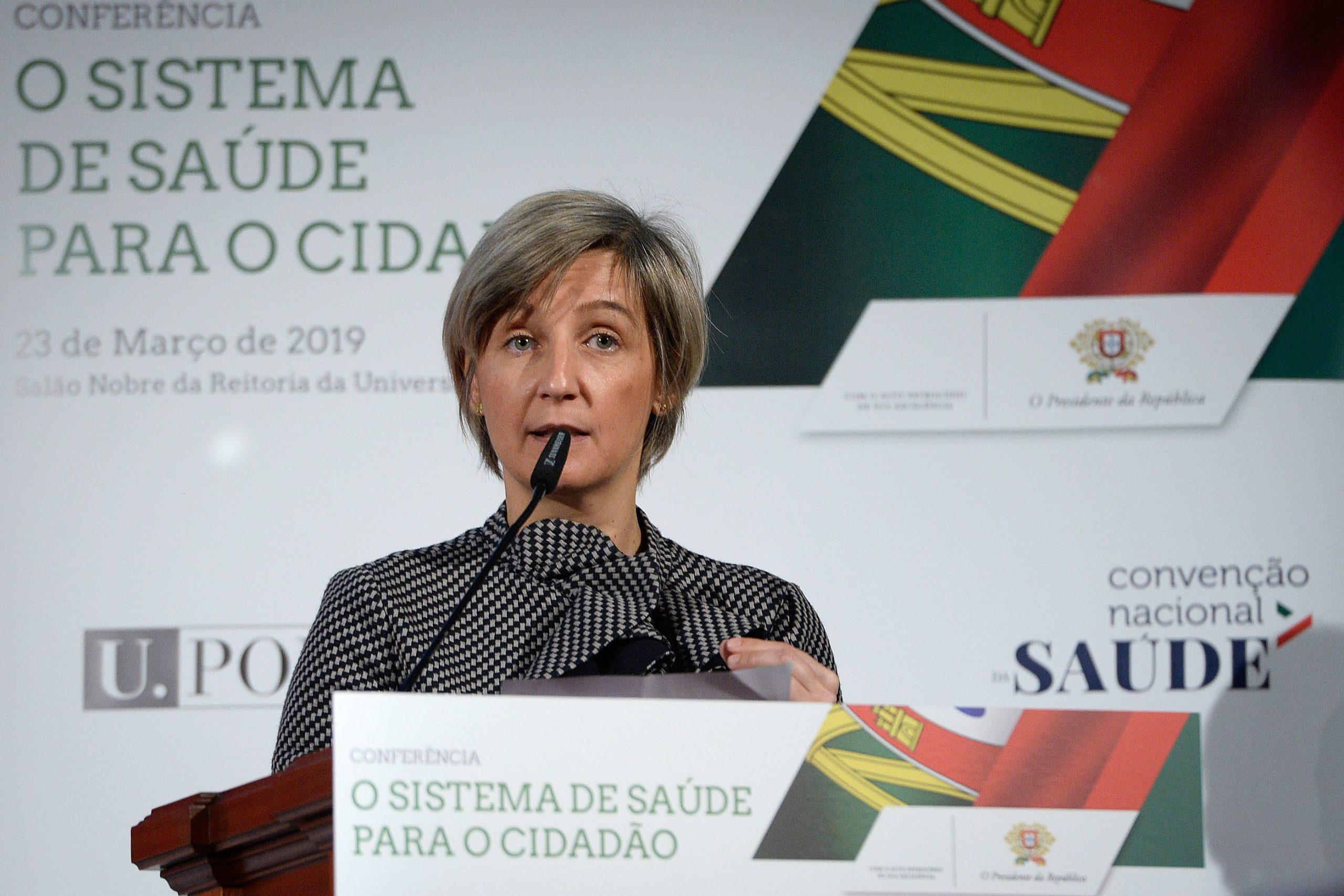 Ministra da Saúde admite que papel do SNS como prestador e financiador se “agravou”