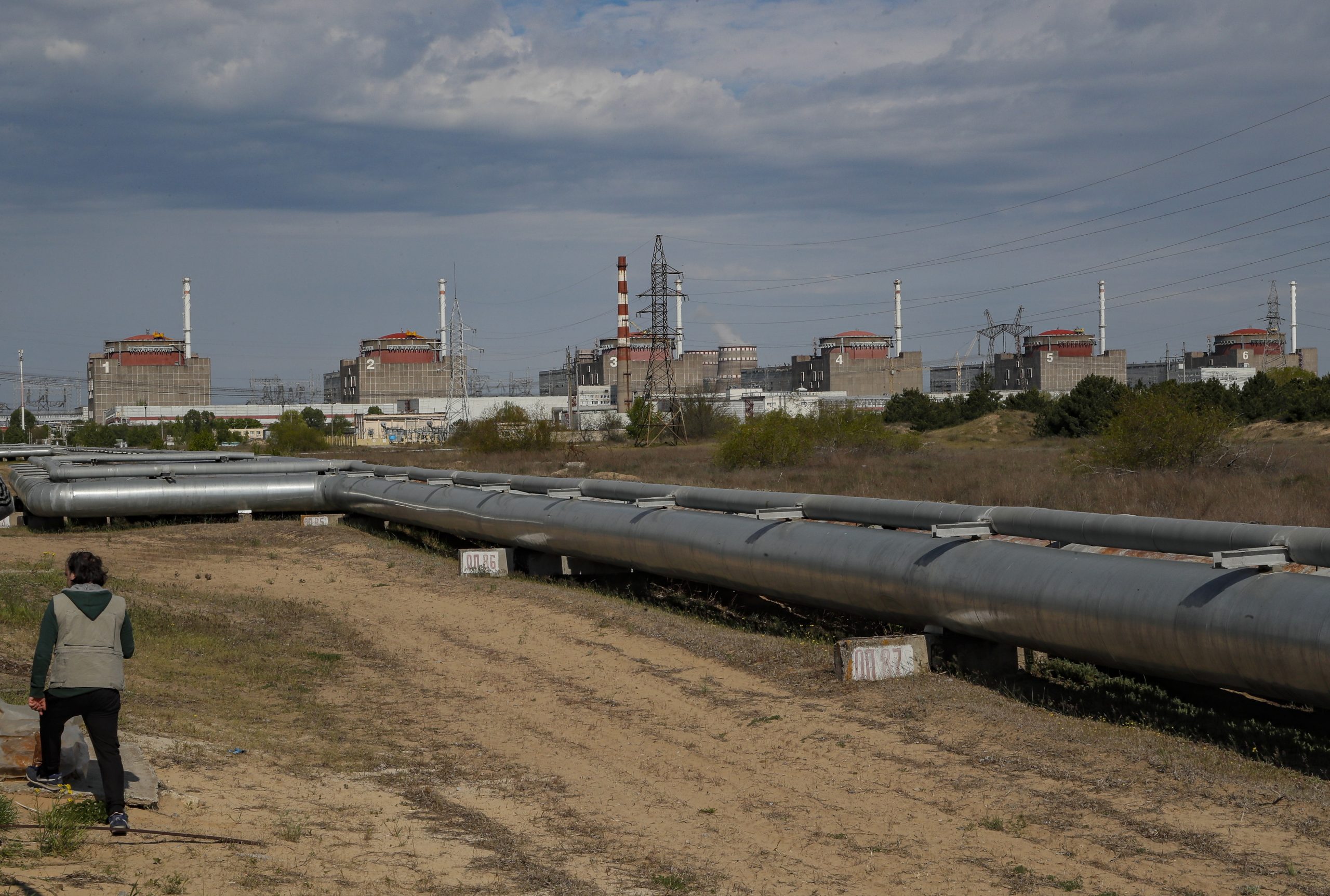 Rússia quer ligar a central de Zaporijia à Crimeia