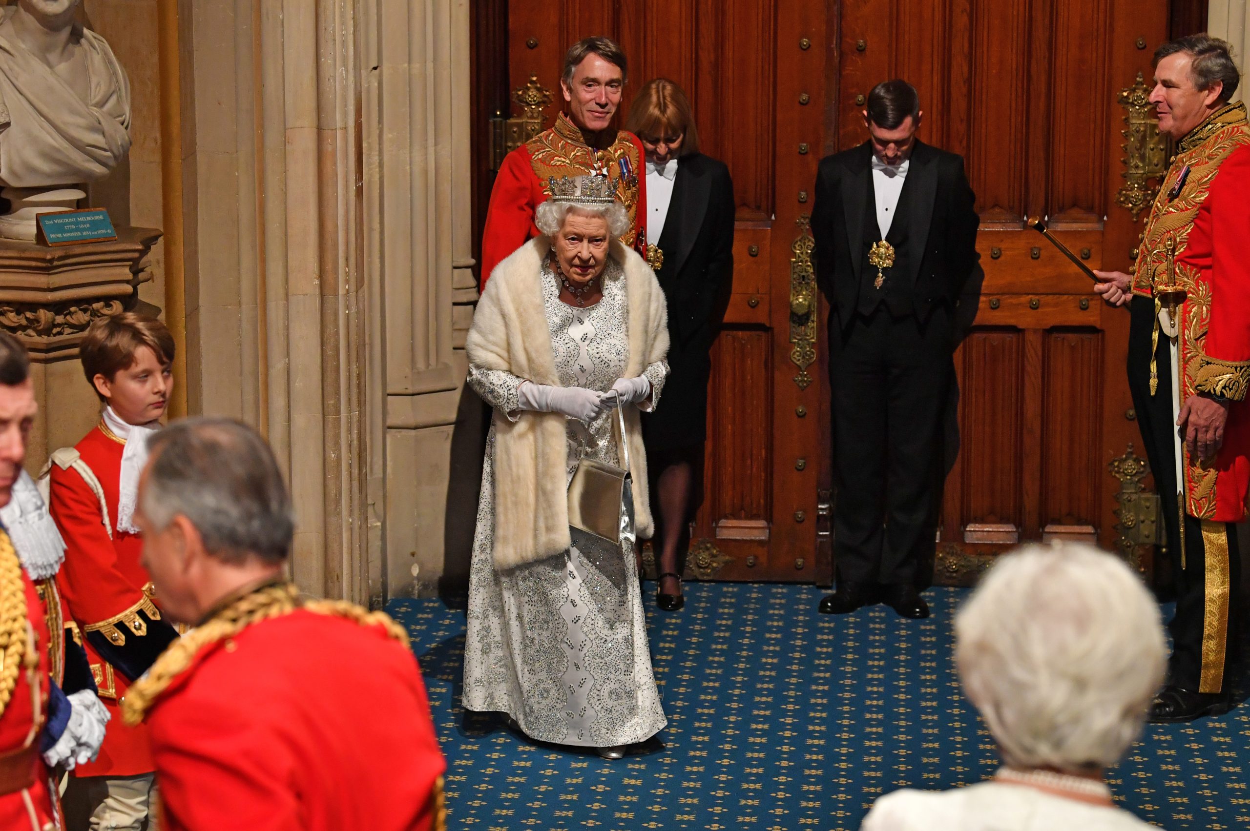 Rainha Isabel II: Discurso de abertura de nova sessão legislativa confirma “prioridade” para Brexit a 31 de outubro