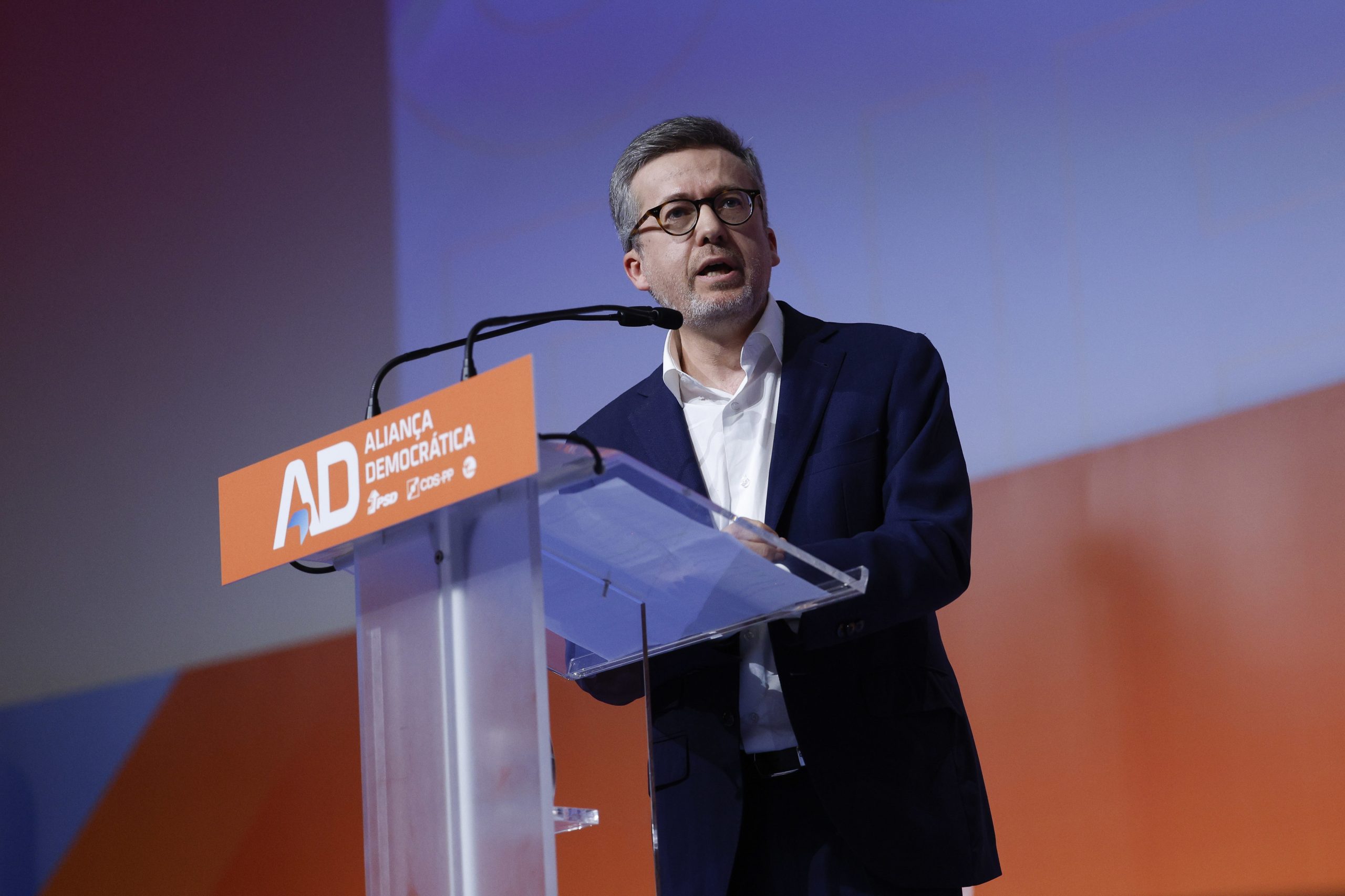 Moedas diz que escolha será entre extremos e PS “que já não tem sonho europeu”