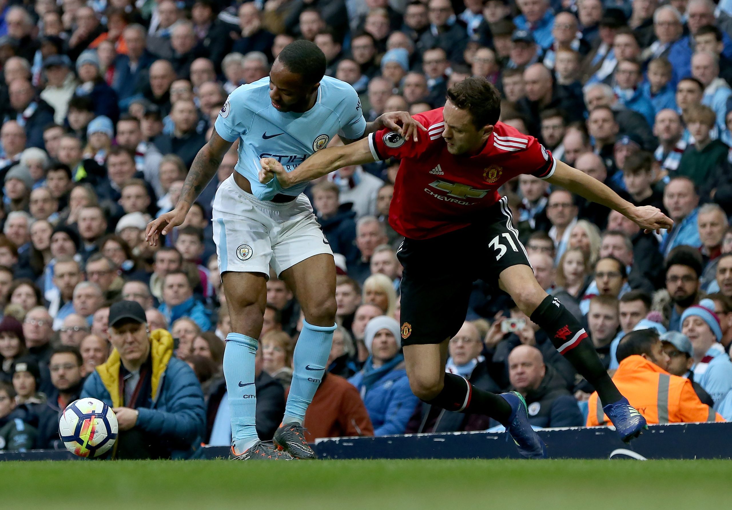 Manchester United, de Mourinho, anula primeiro ‘match point’ do City