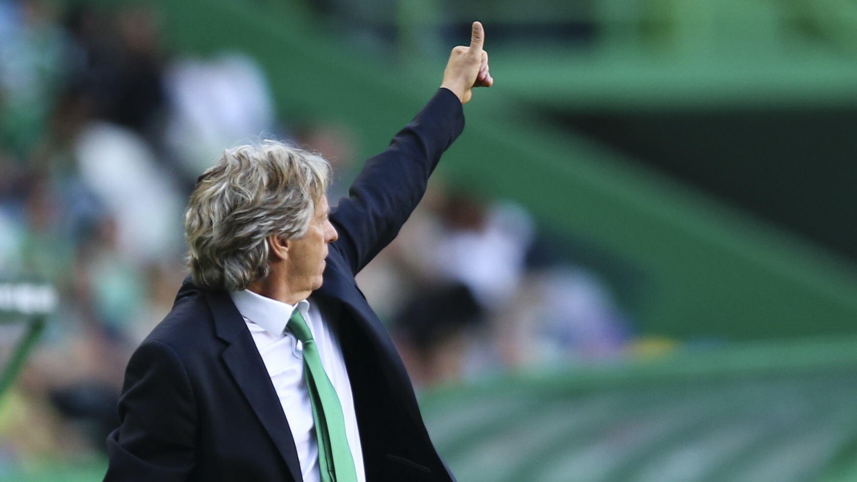 Jorge Jesus: “Ganhar sempre por três ou quatro só na ‘Playstation’”