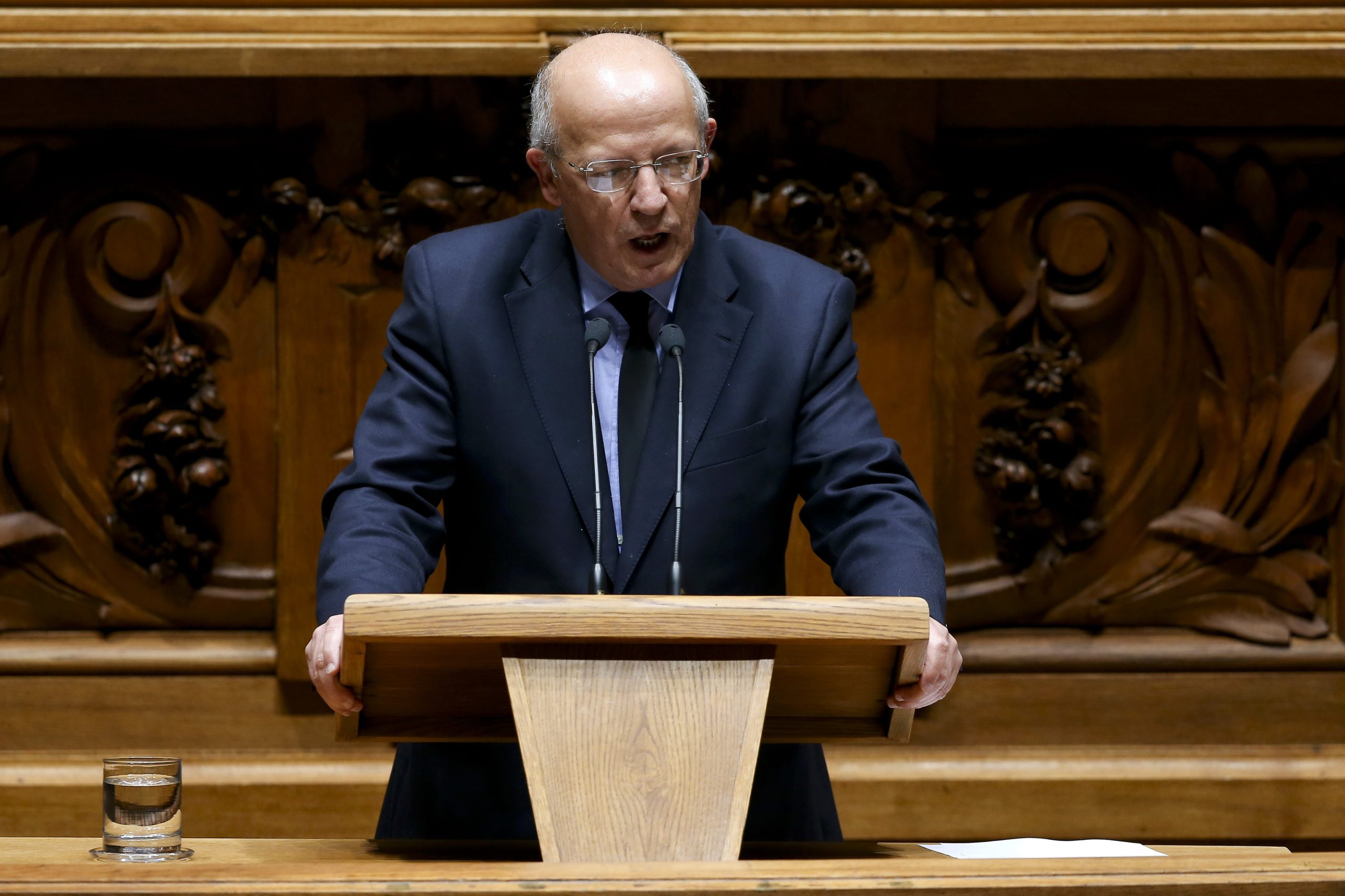 Santos Silva: Mário Soares ensinou-nos a liberdade e a democracia, e por isso lhe devemos tanto