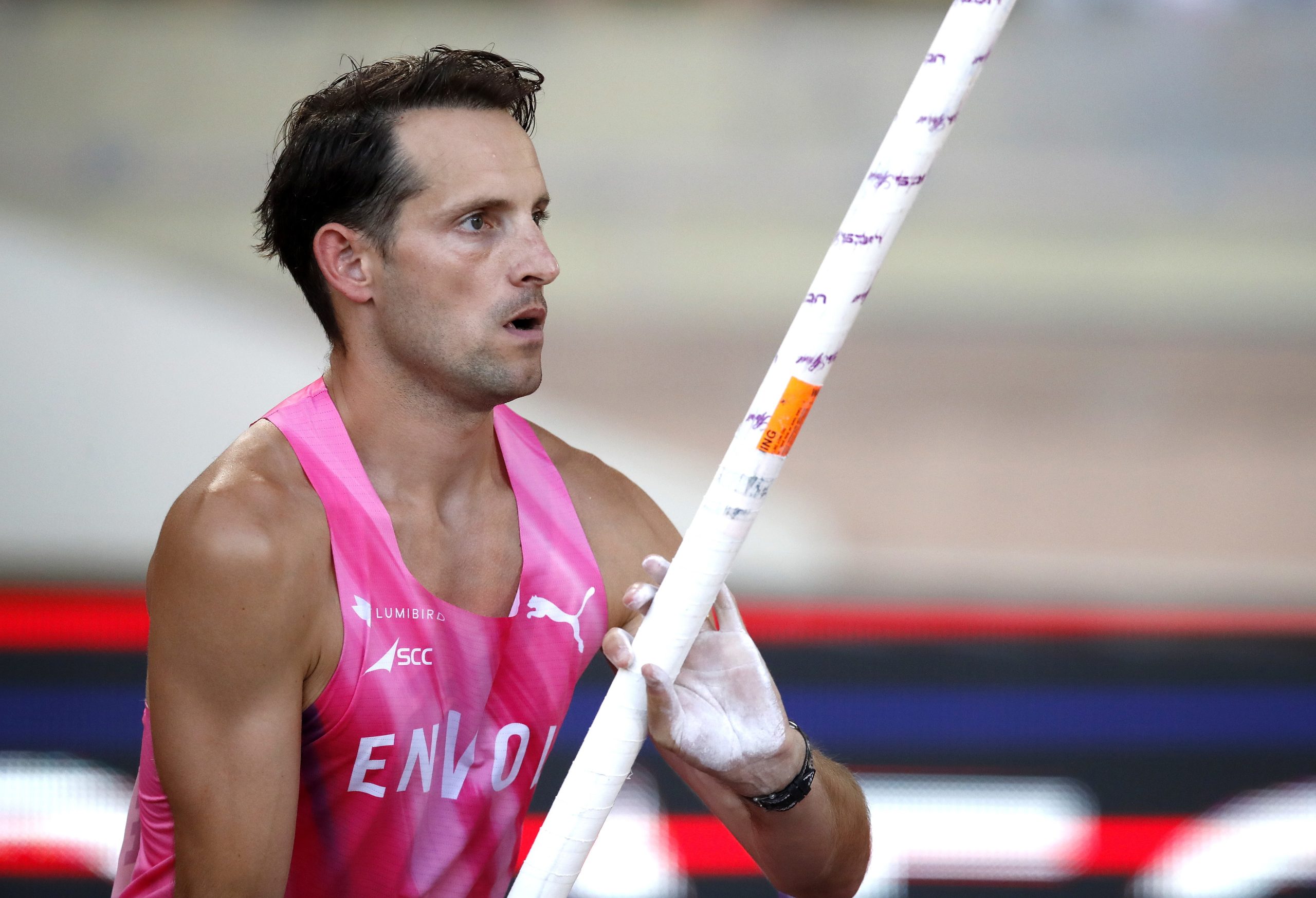 Campeão olímpico do salto com vara em Londres2012 falha qualificação para os JO Paris2024