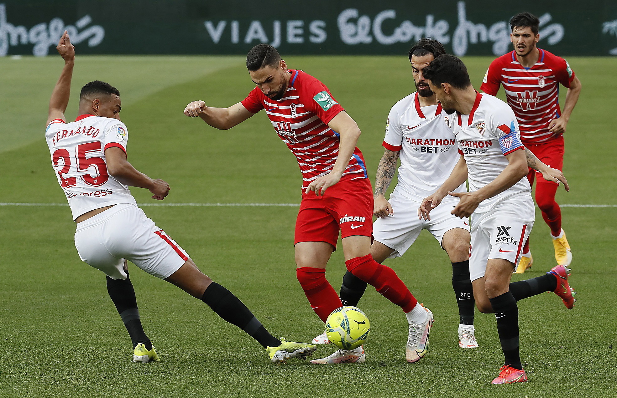 Sevilha bate Granada e garante acesso à Liga dos Campeões em 2021/22