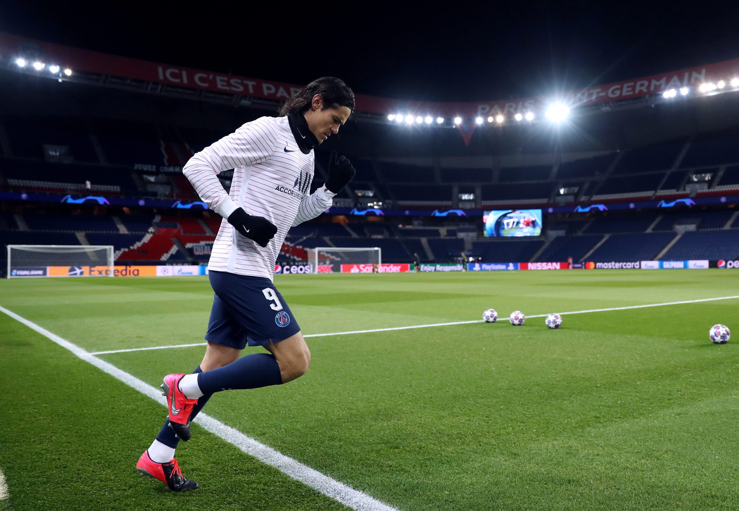 Cavani no São Paulo e a utopia desregulada do futebol brasileiro