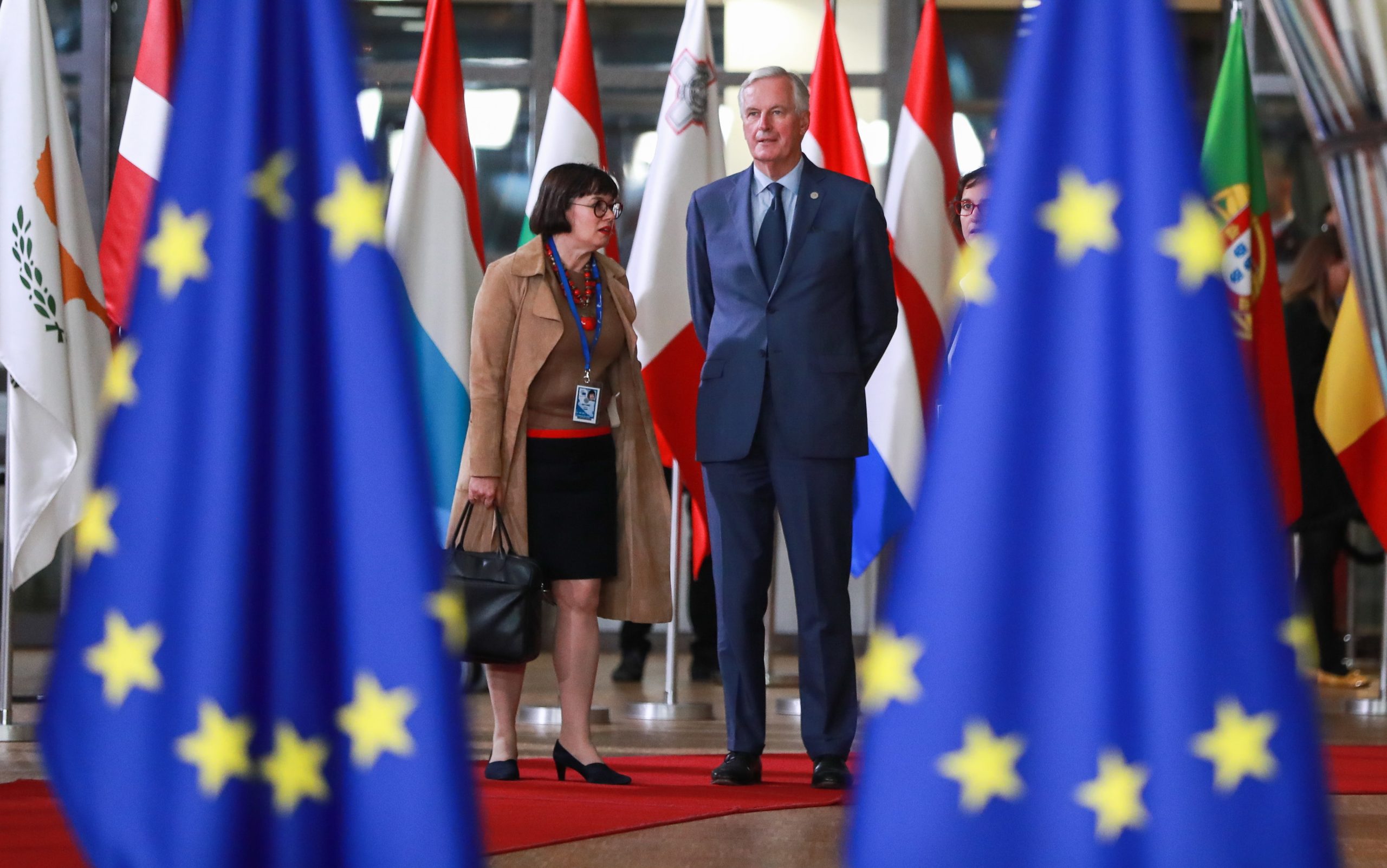 Conselho Europeu analisa hoje as migrações e a cibersegurança
