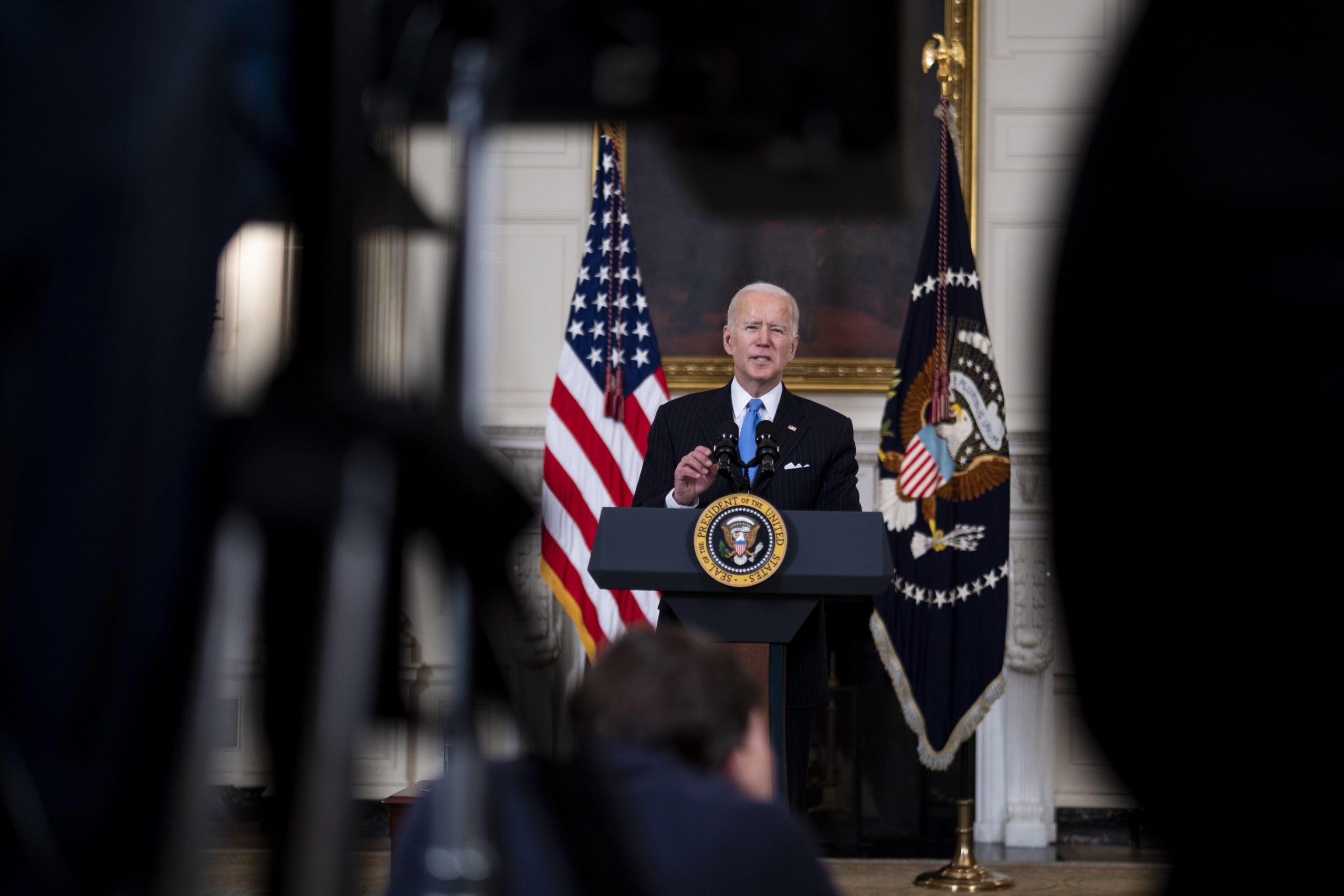 Biden prevê vacinas para todos norte-americanos antes do fim de maio