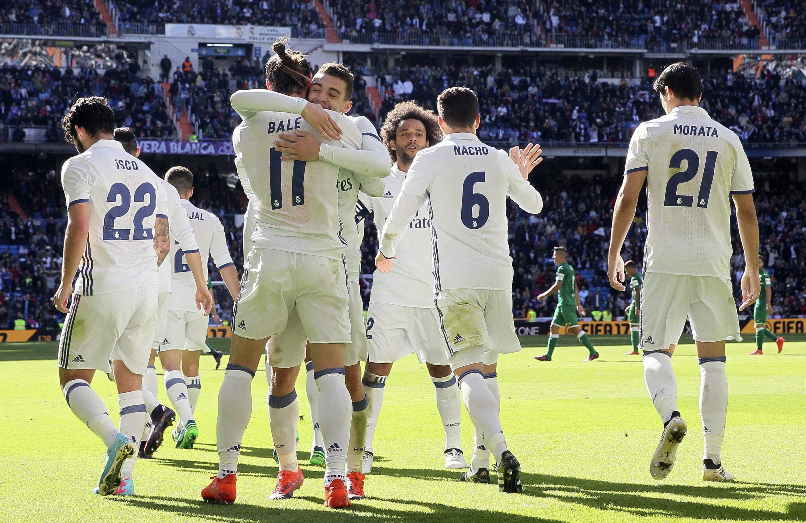 Real Madrid vai utilizar camisola feita a partir de plástico recolhido no Índico