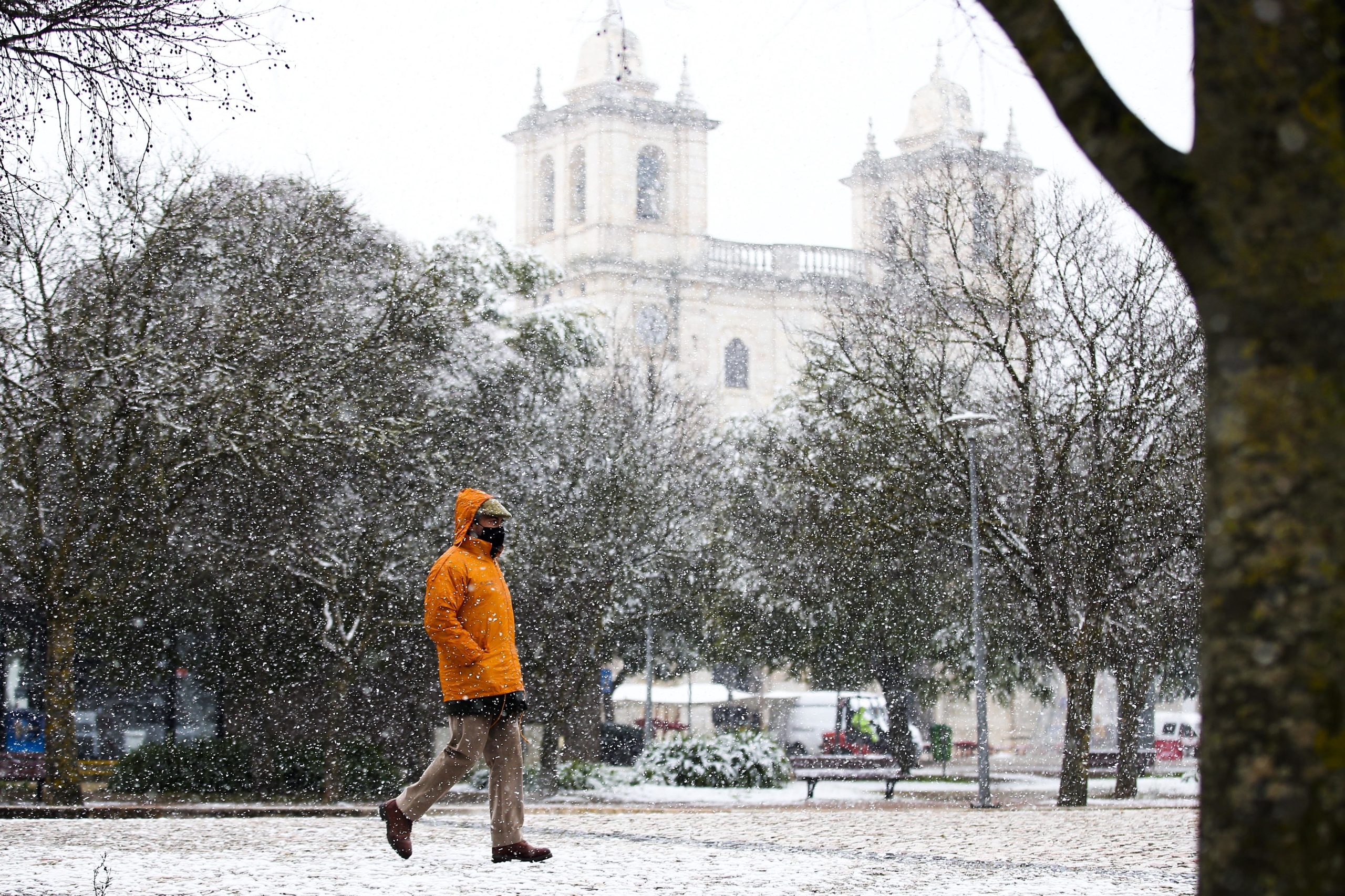 IPMA avisa para queda de neve em 10 distritos entre quinta-feira e sábado
