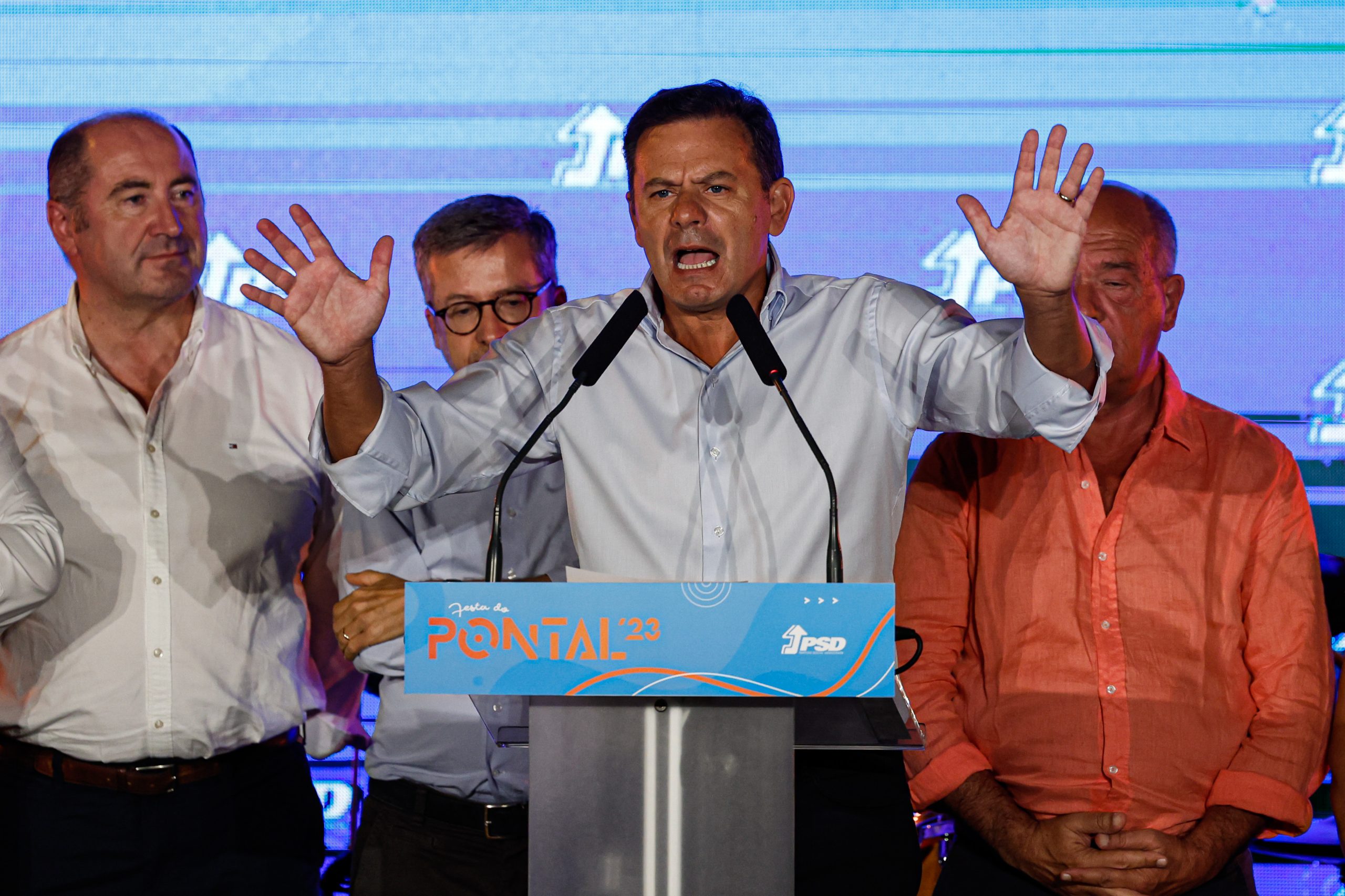 Luís Montenegro propõe redução das taxas do IRS ainda este ano