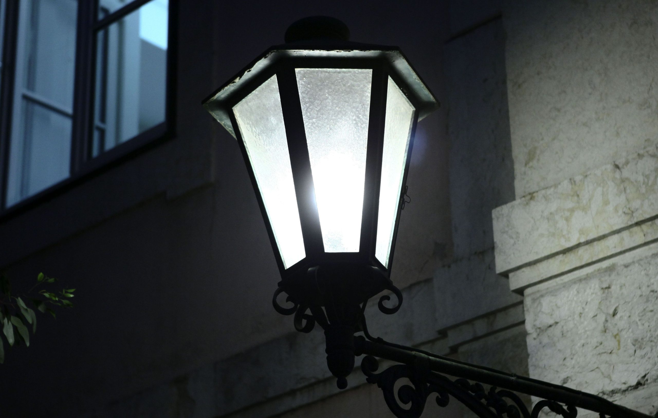 Preço da luz desce 0,2% em mercado regulado a partir de 1 de janeiro