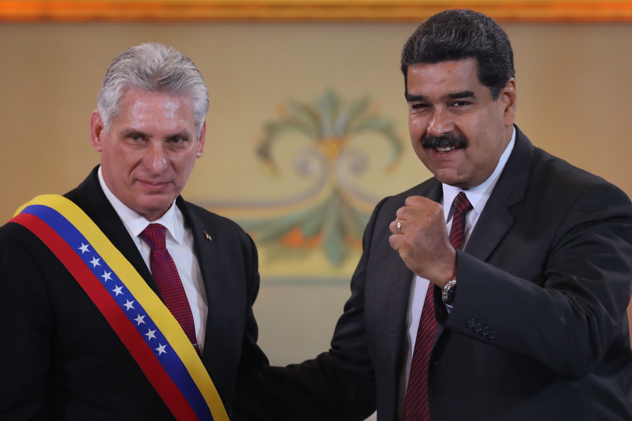 Venezuela e Cuba preparam novos acordos