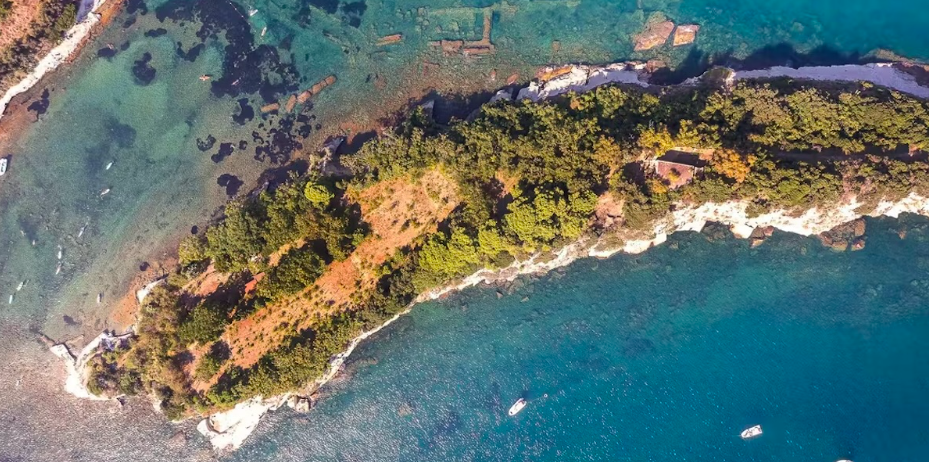 Punta Pennata, uma ilhota italiana, está à venda