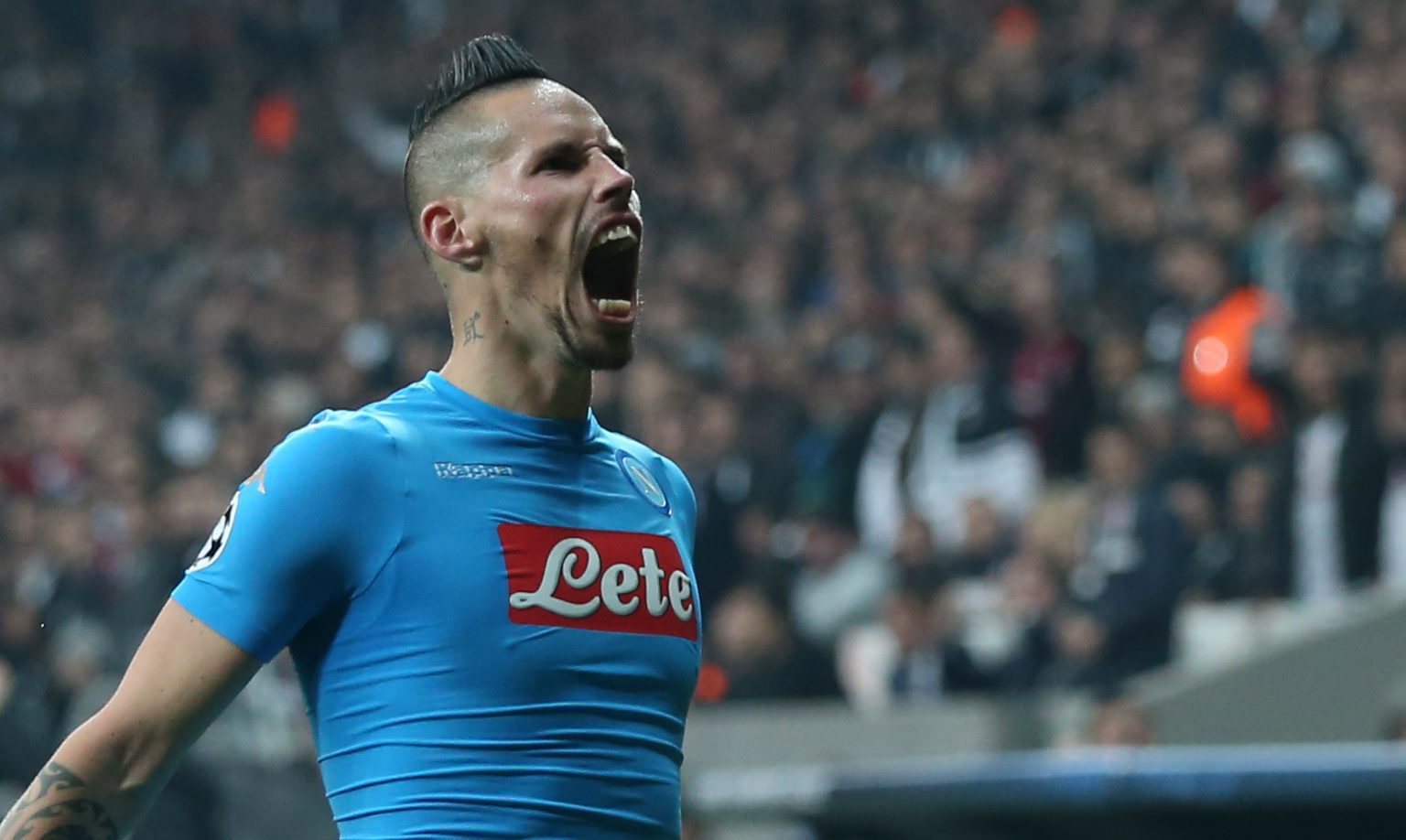 Hamsik destrona Maradona e passa a ser o melhor marcador de sempre do Nápoles