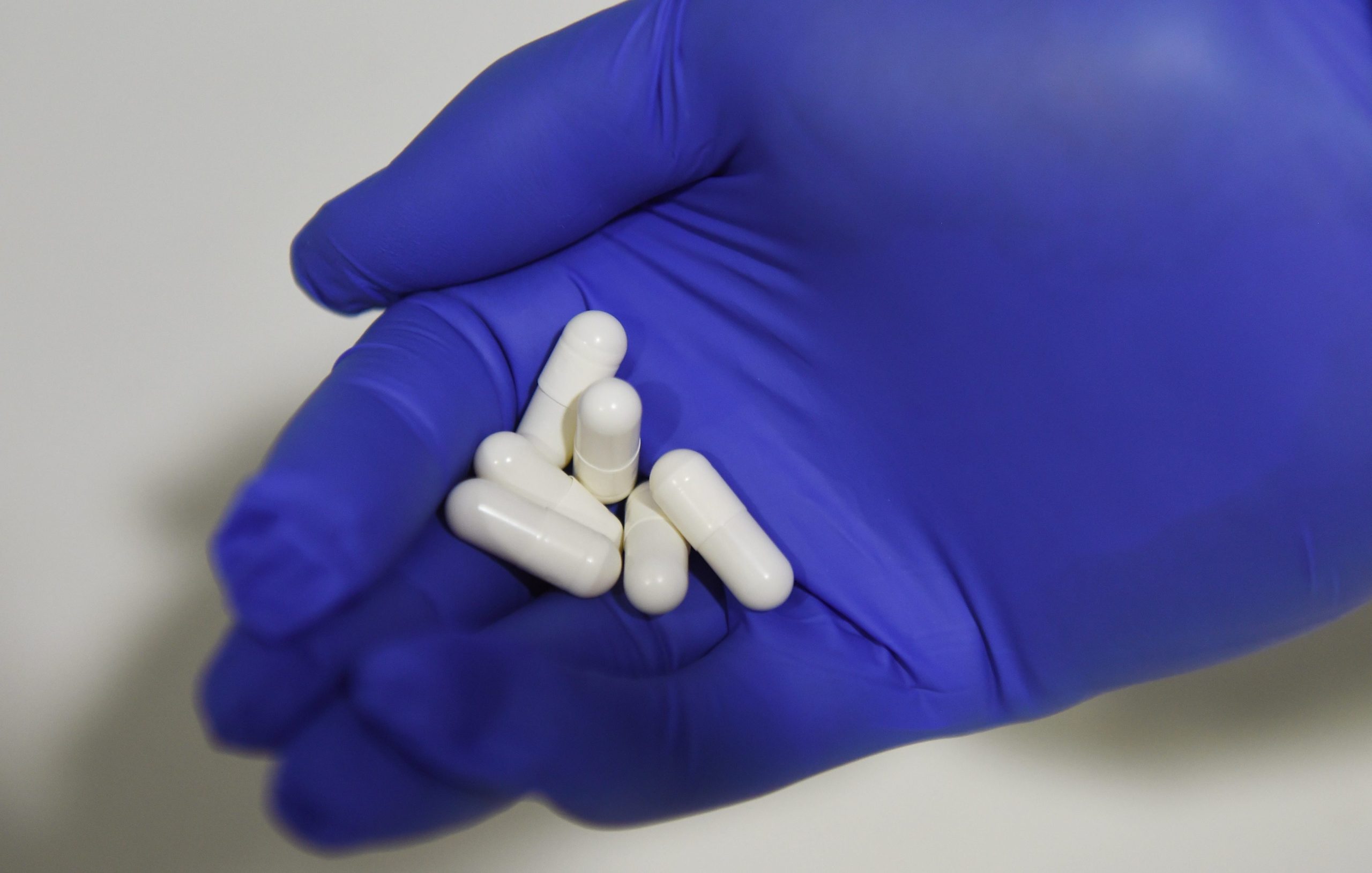 Laboratórios farmacêuticos têm de limitar presença de impurezas cancerígenas em medicamentos