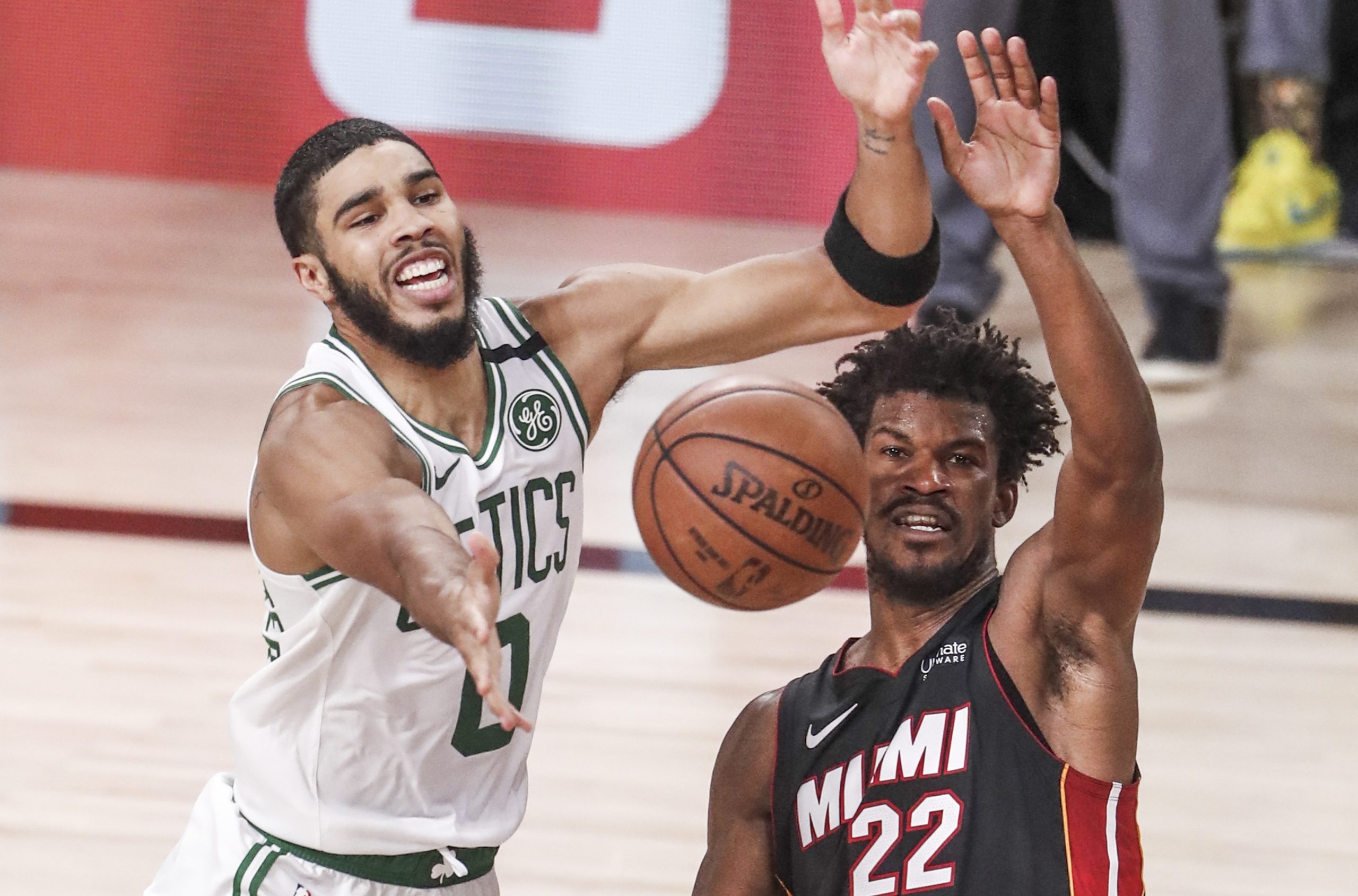 Miami Heat em inédita final da NBA com os Lakers ao baterem Celtics por 4-2