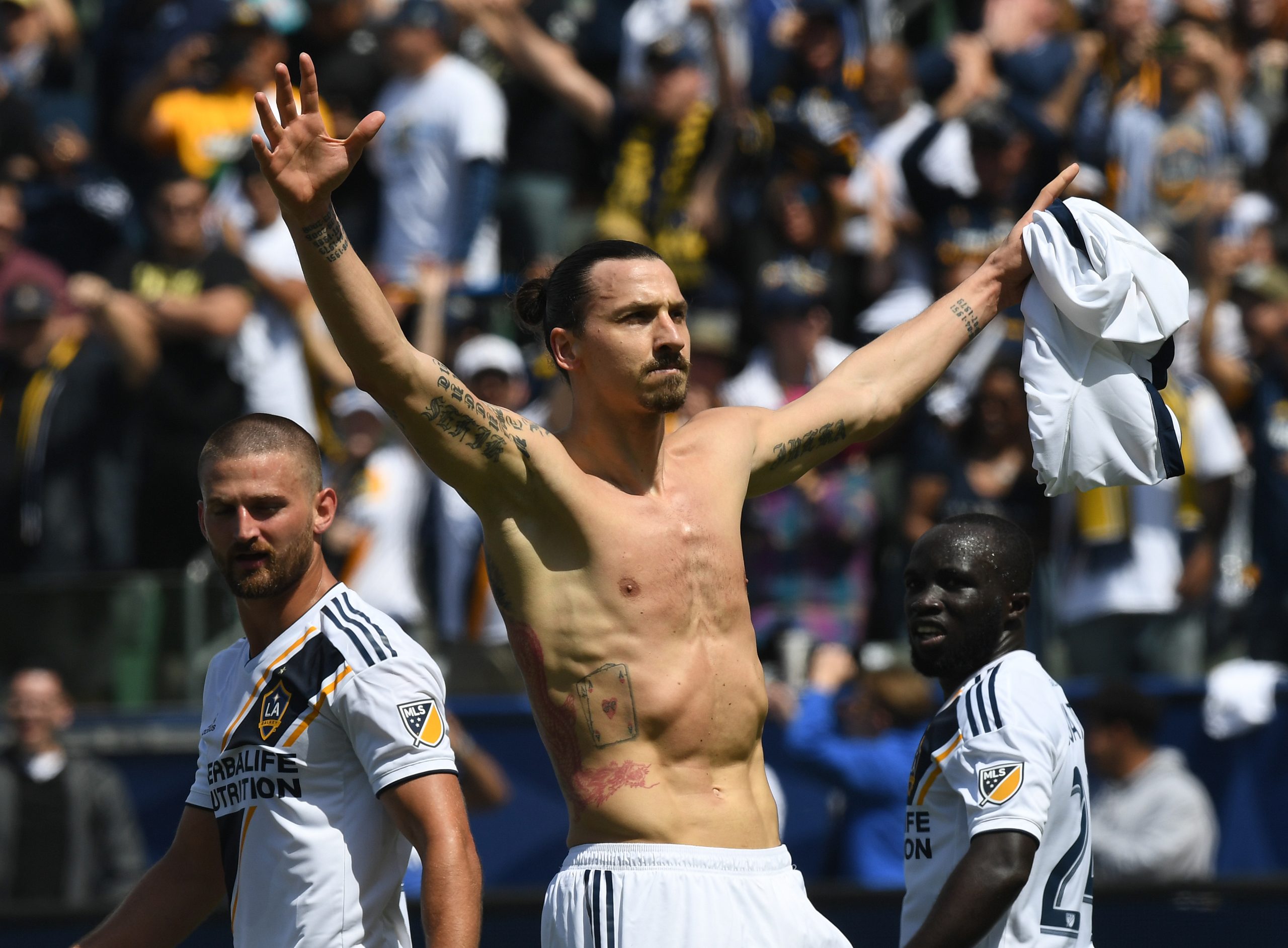 Zlatan estreou-se na MLS com um golo do outro mundo
