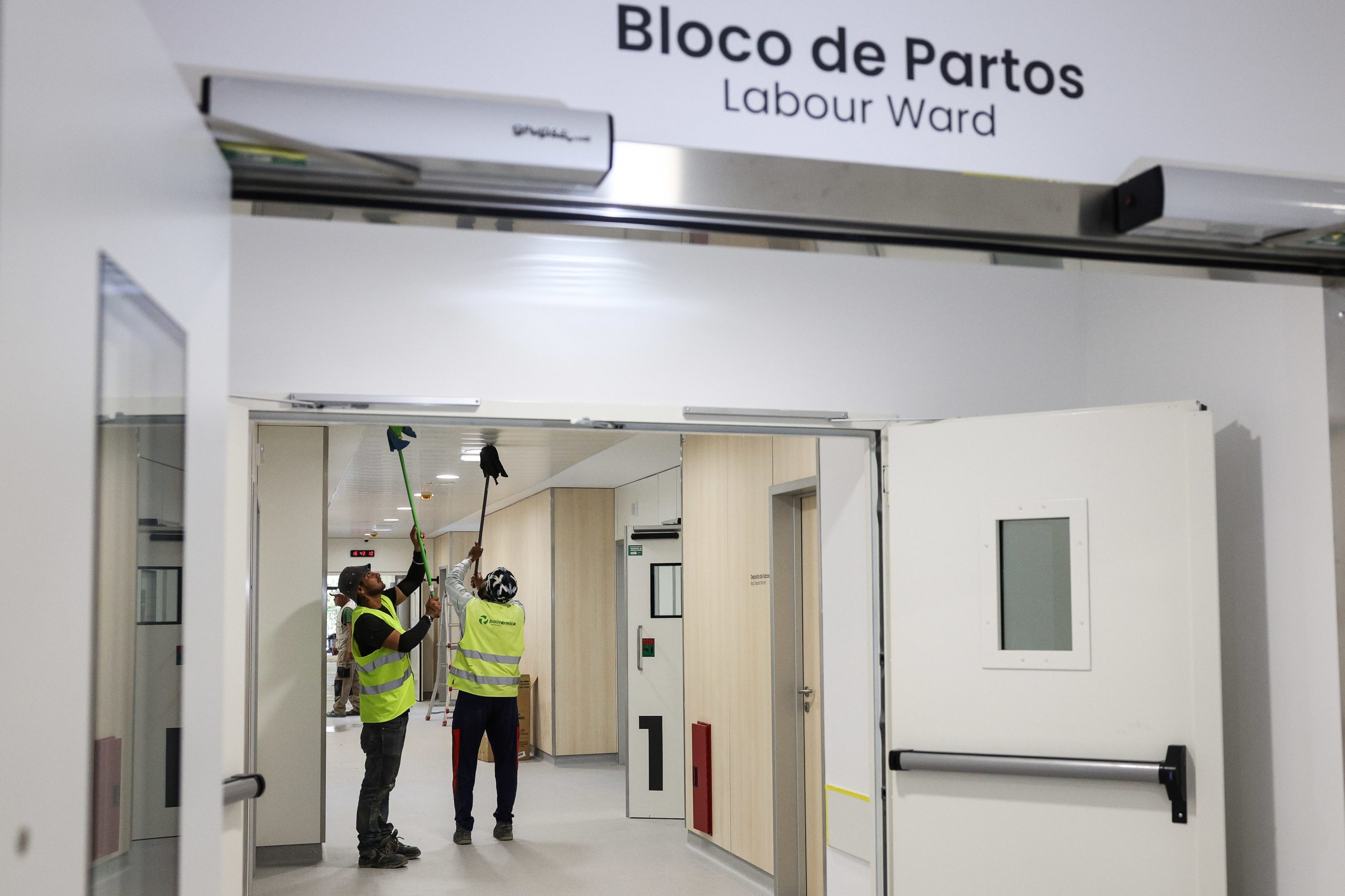 “São sempre situações lamentáveis”, mas grávidas que perderam bebés tiveram “assistência necessária”