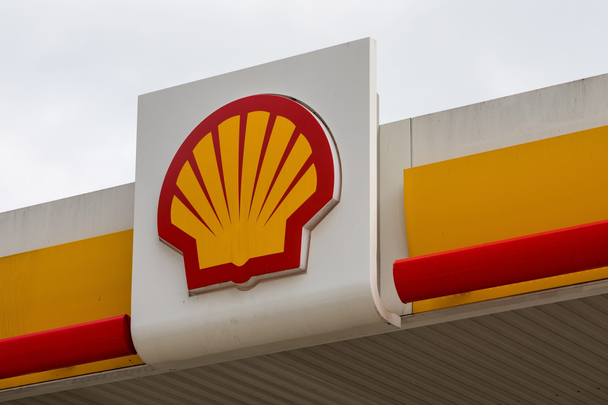 Shell quer transferir a sua sede dos Países Baixos para o Reino Unido