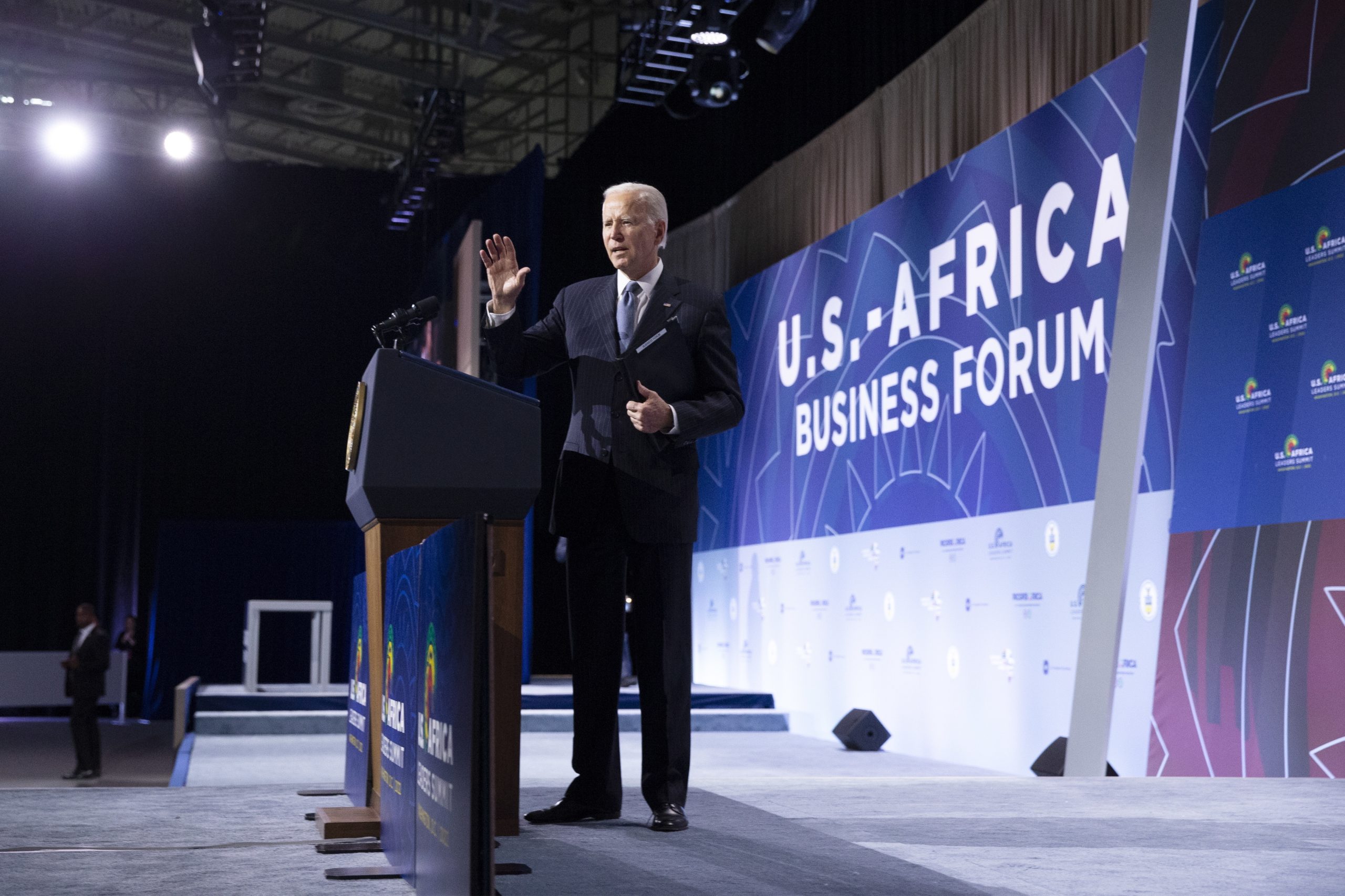 Biden apela a “parceria” com África, chave para o “sucesso” do mundo