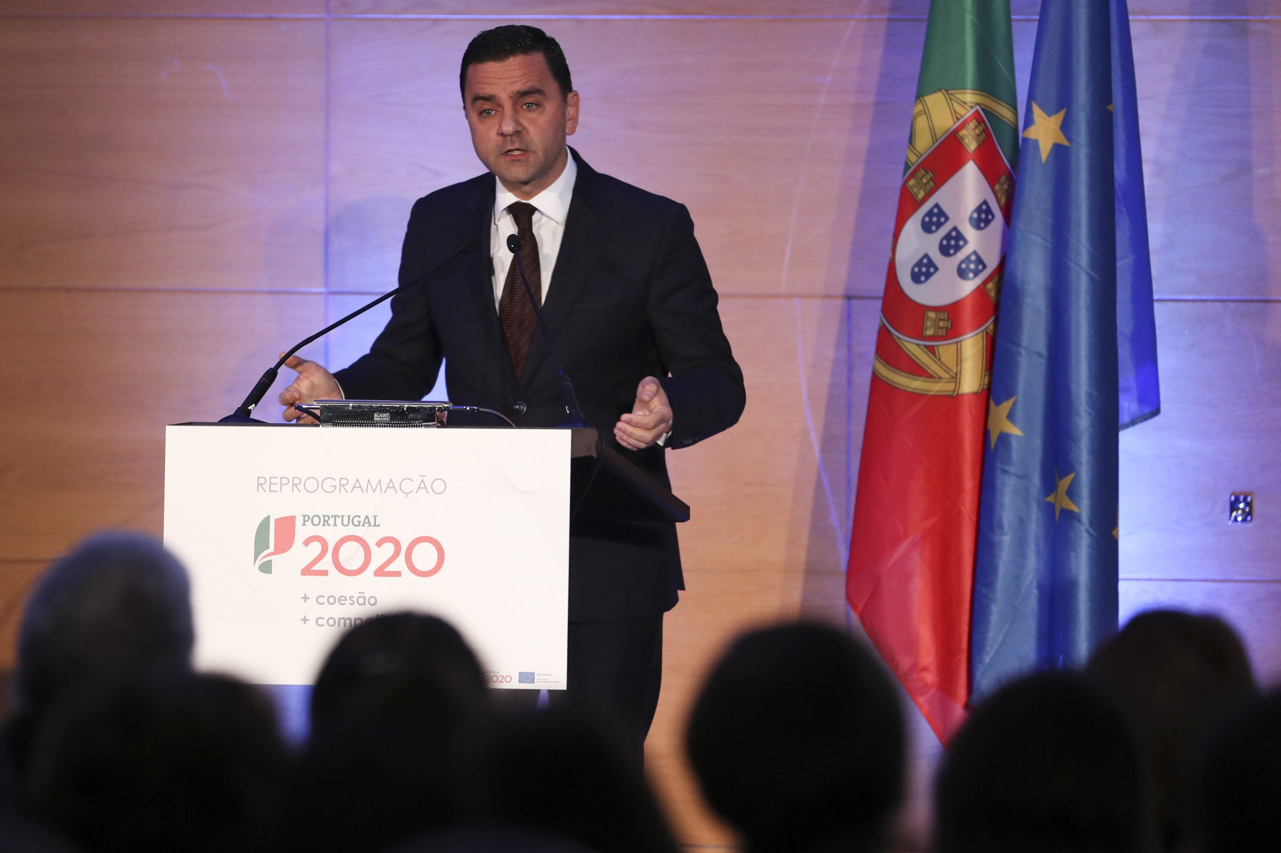 Governo prevê apoiar mais 1.450 de milhões de euros em novo investimento empresarial até fim do ano