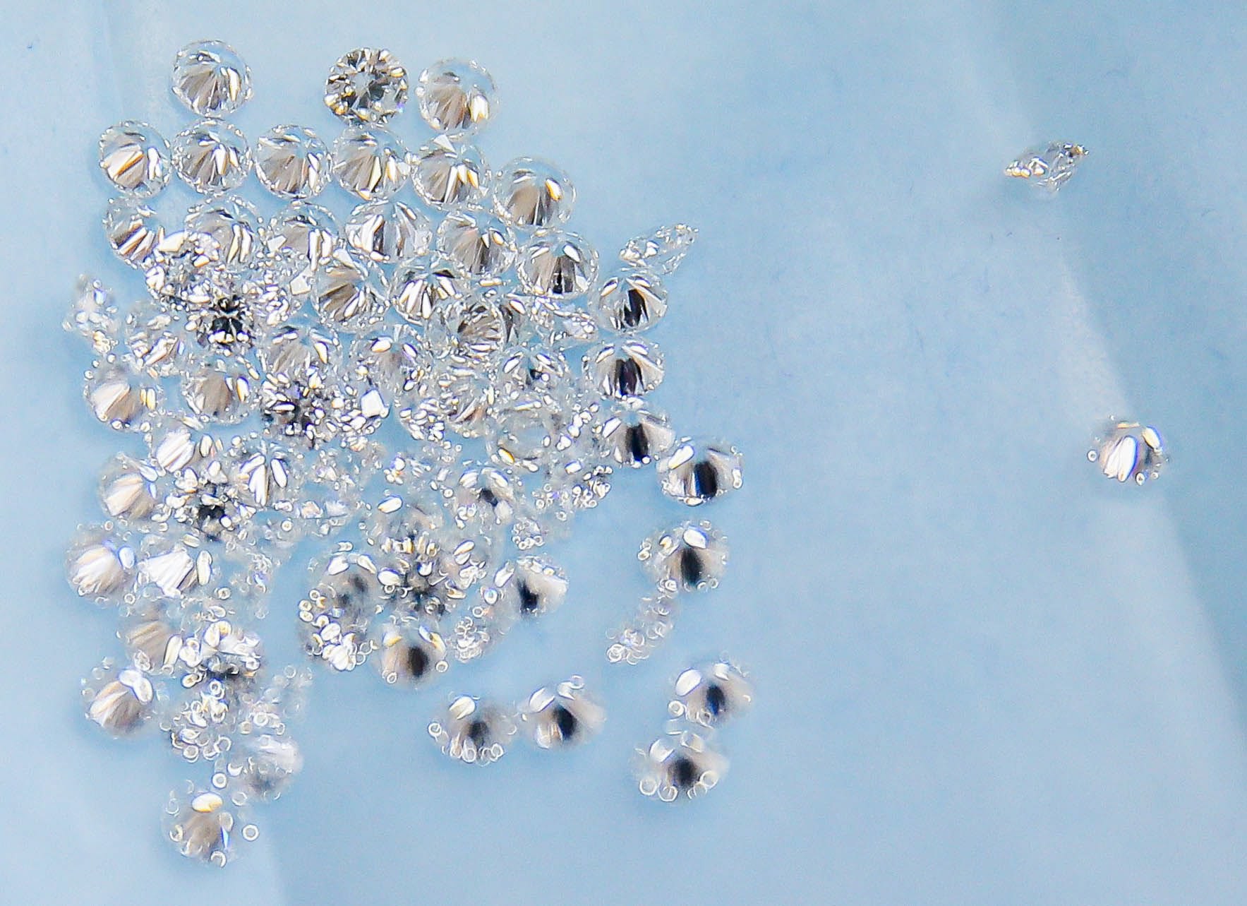 Angola tem reservas de diamantes superior a mil milhões de quilates