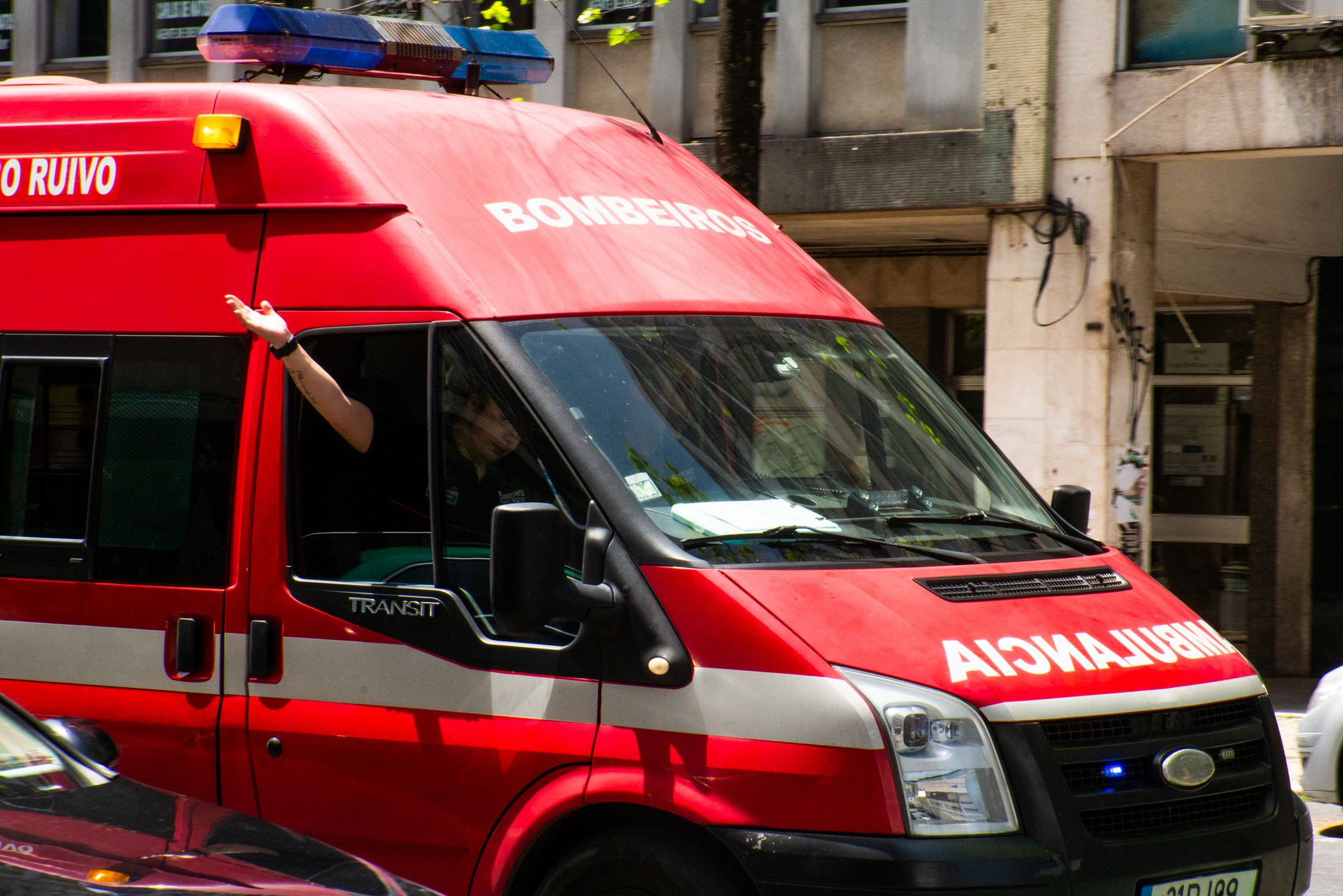 Liga dos Bombeiros Portugueses cria Taskforce com mais quatro ambulâncias