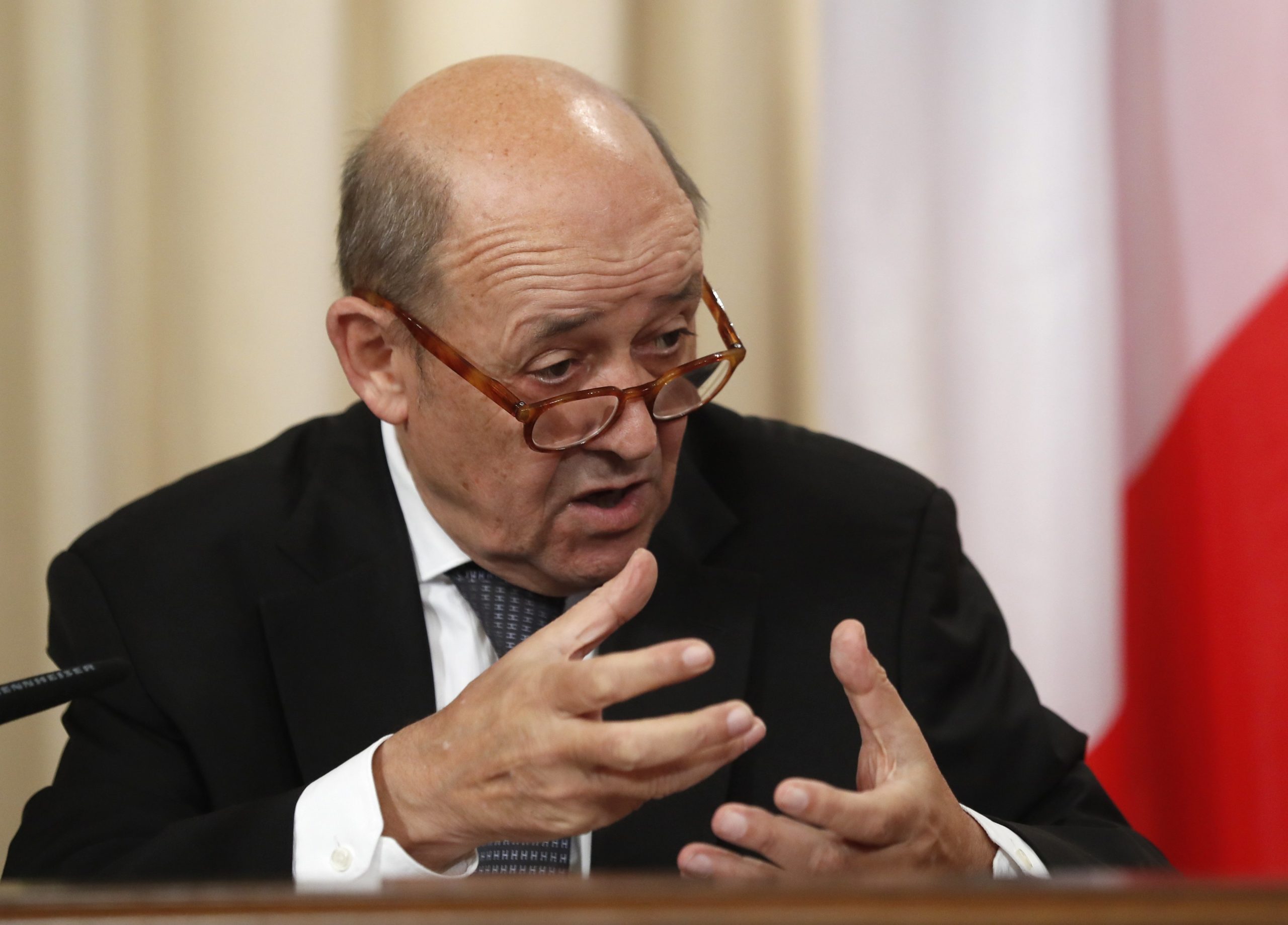 Governo francês defende “diálogo franco” com Teerão sobre nuclear