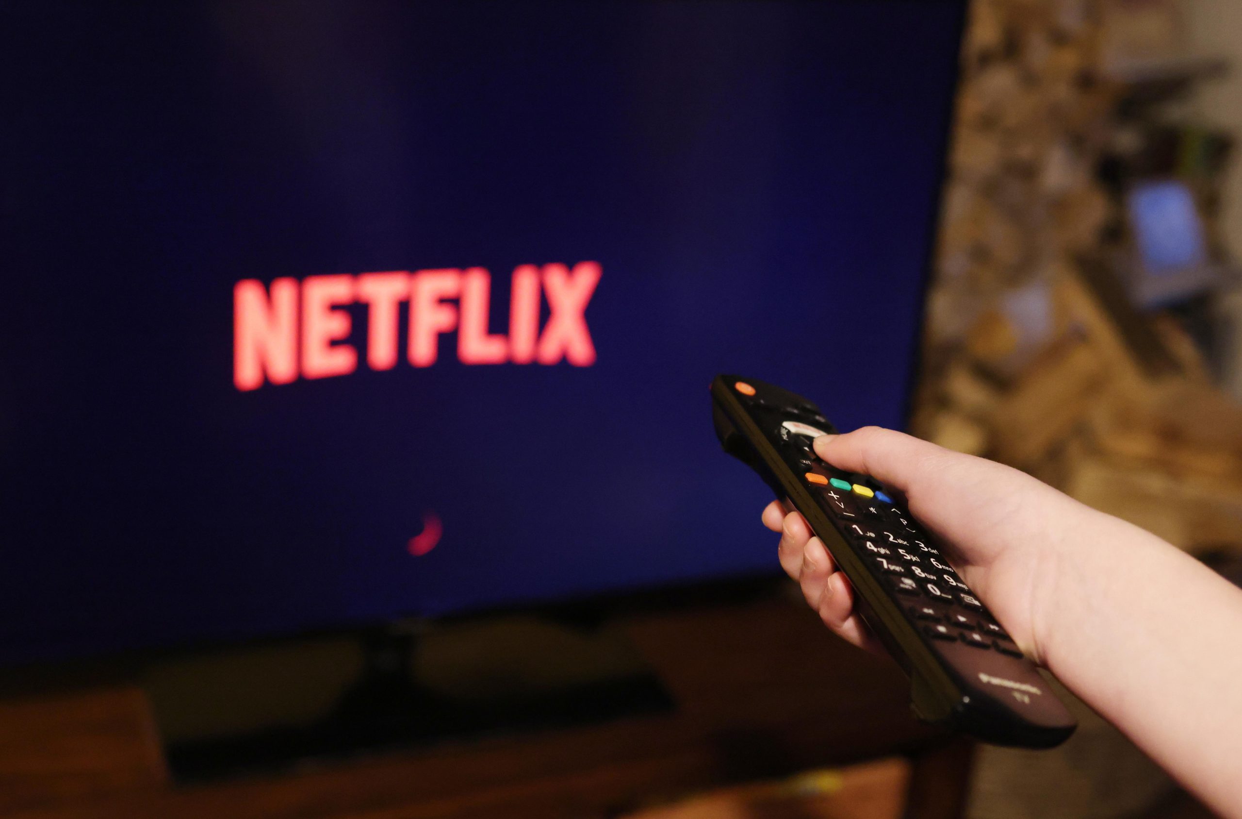Netflix compra Warner Bros Discovery e HBO Max por 83 mil milhões de dólares