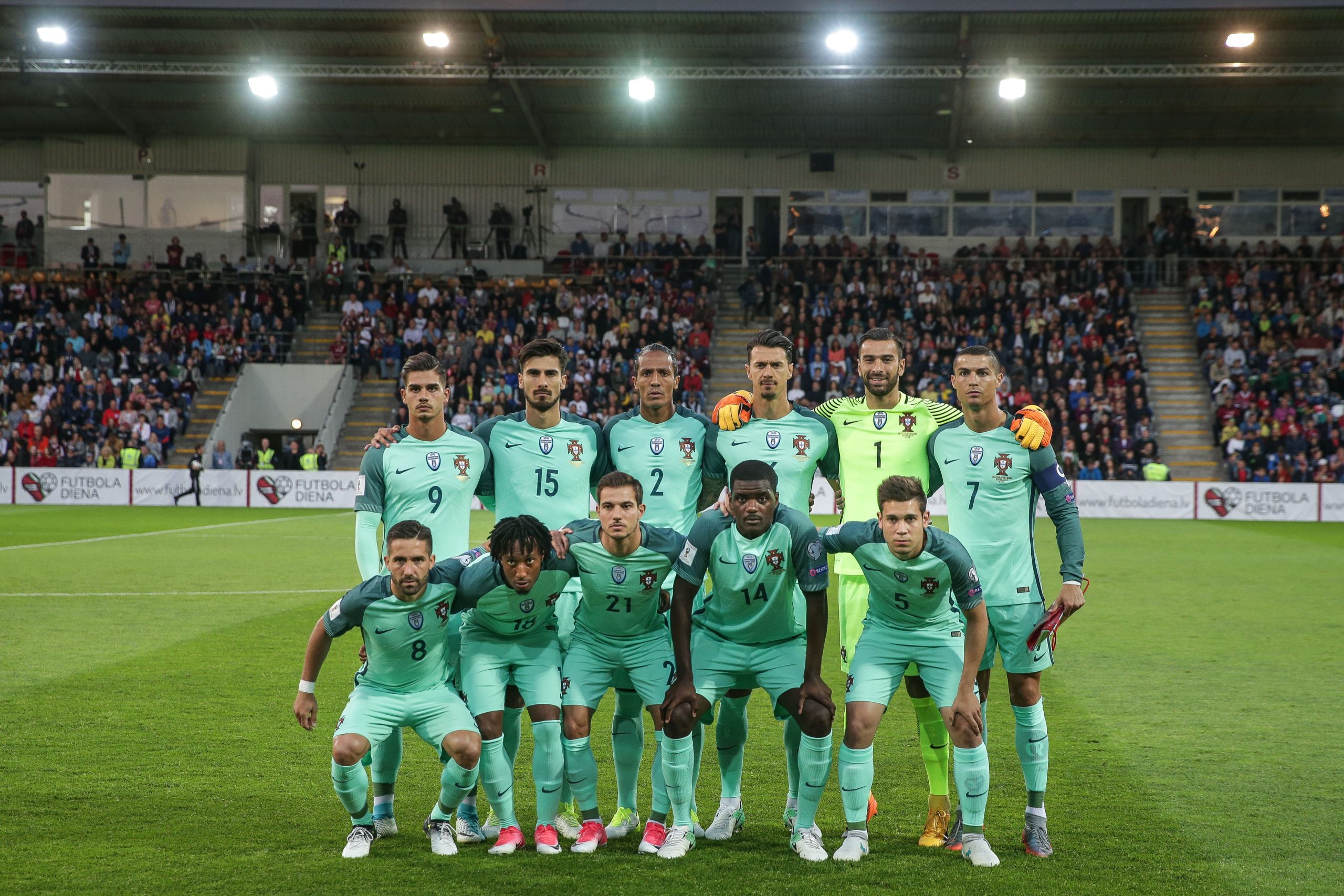 Seleção portuguesa viaja para Andorra em avião da Força Aérea