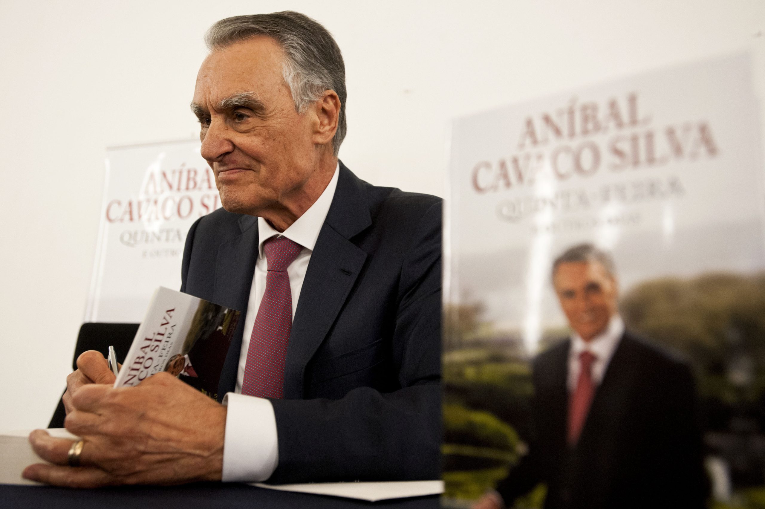 Cavaco diz que tentou “reduzir os riscos” da solução inédita de governação