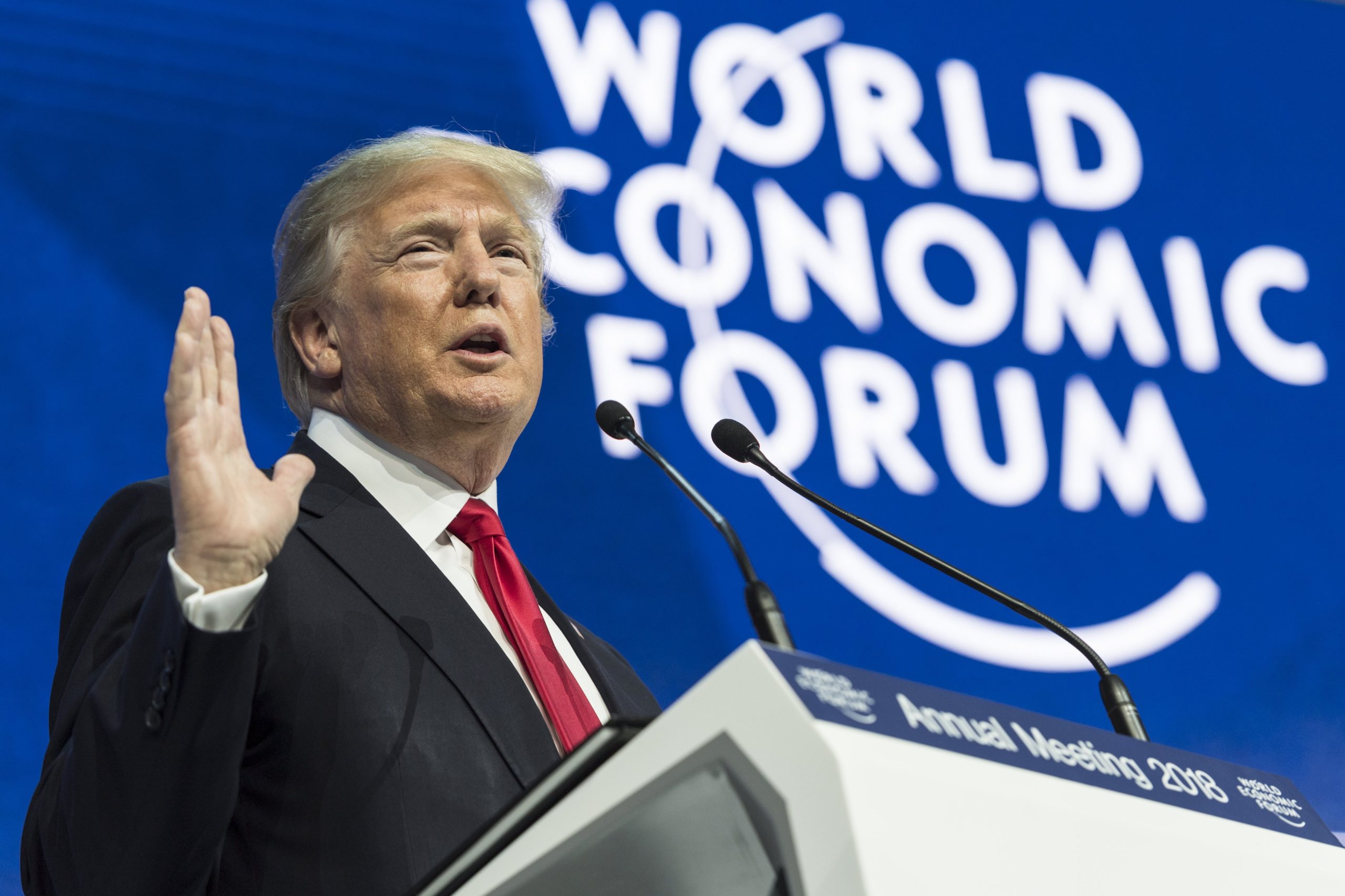 Trump em Davos: “América primeiro não quer dizer América sozinha”