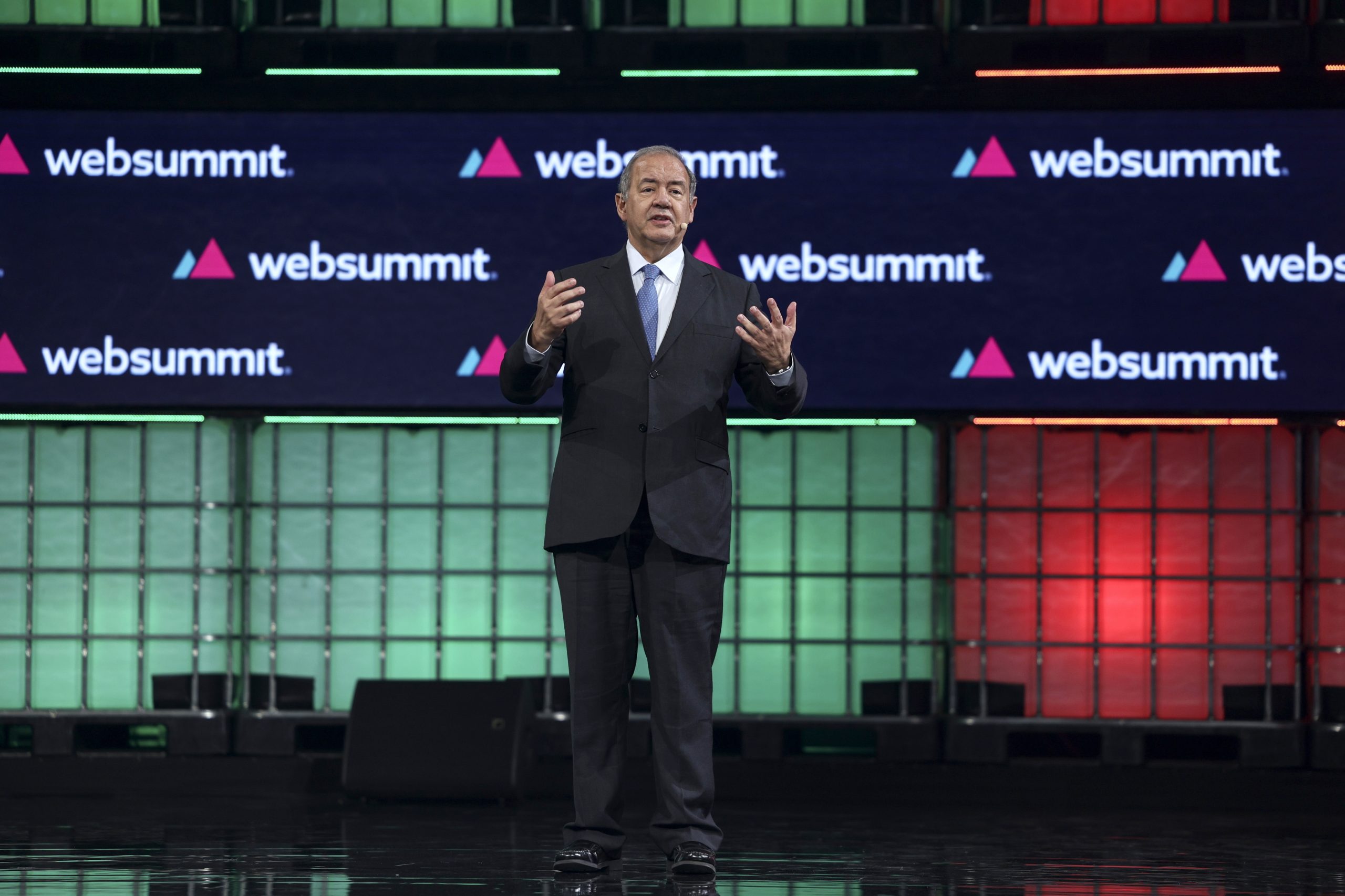 Web Summit. Ministro defende “mais mulheres no mundo ‘tech'” em edição de “grande sucesso”