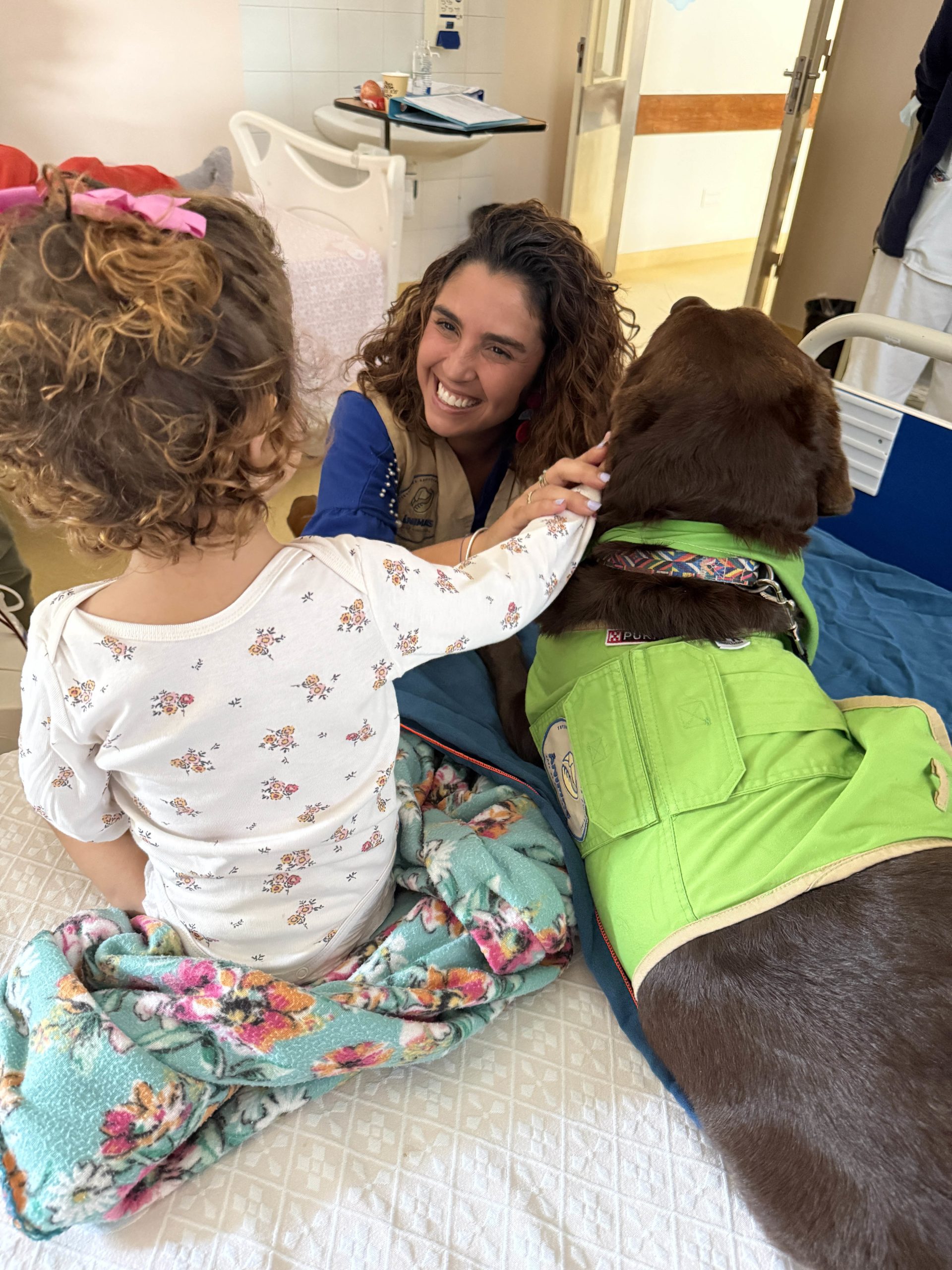 Quando um cão muda o dia de uma criança hospitalizada
