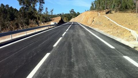 Ministro do Planeamento anuncia retoma da obra na A26-1 entre Sines e Santo André