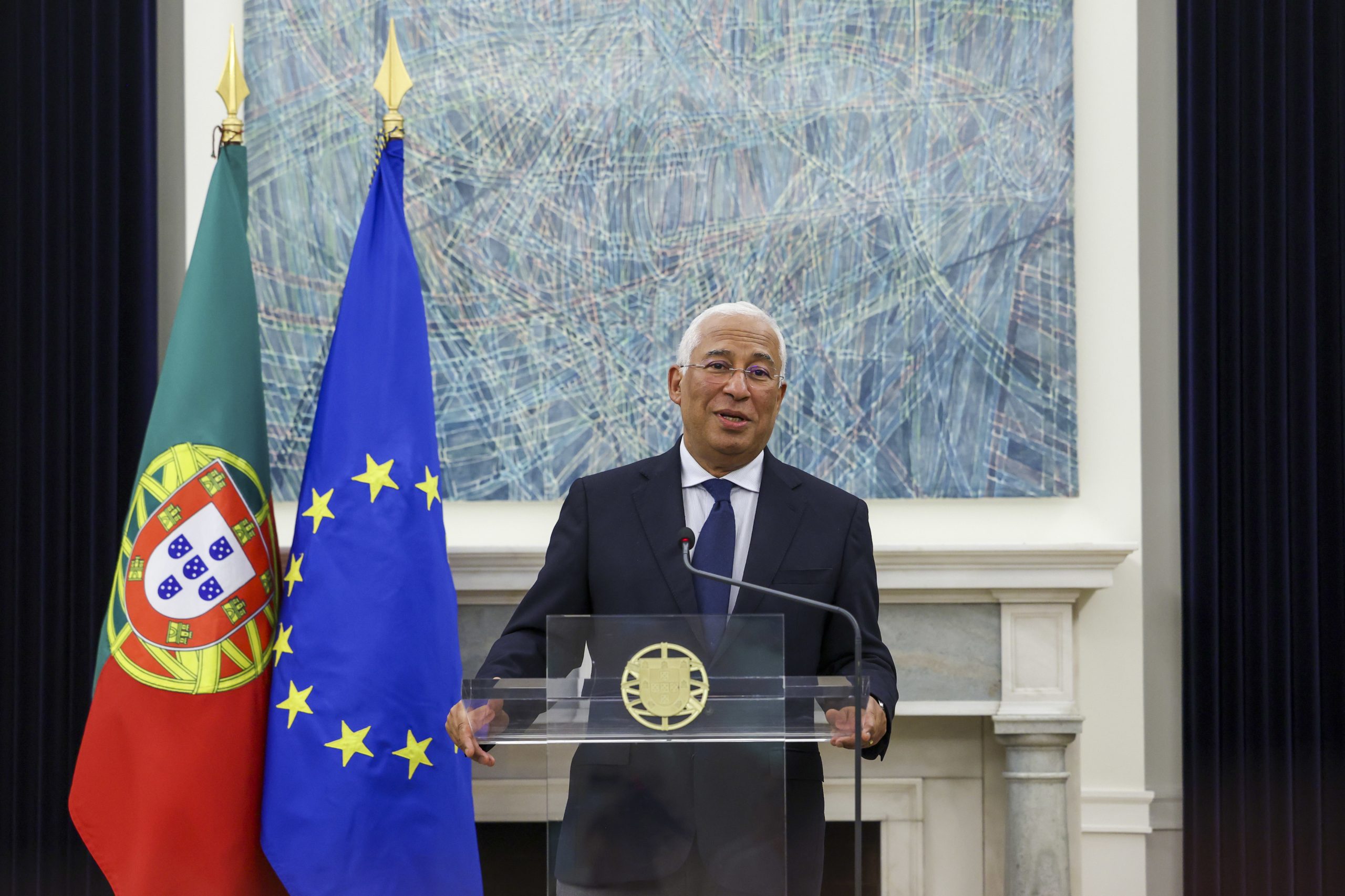 Costa e mais cinco líderes da União Europeia hoje reunidos em Paris para discutir futuro da União