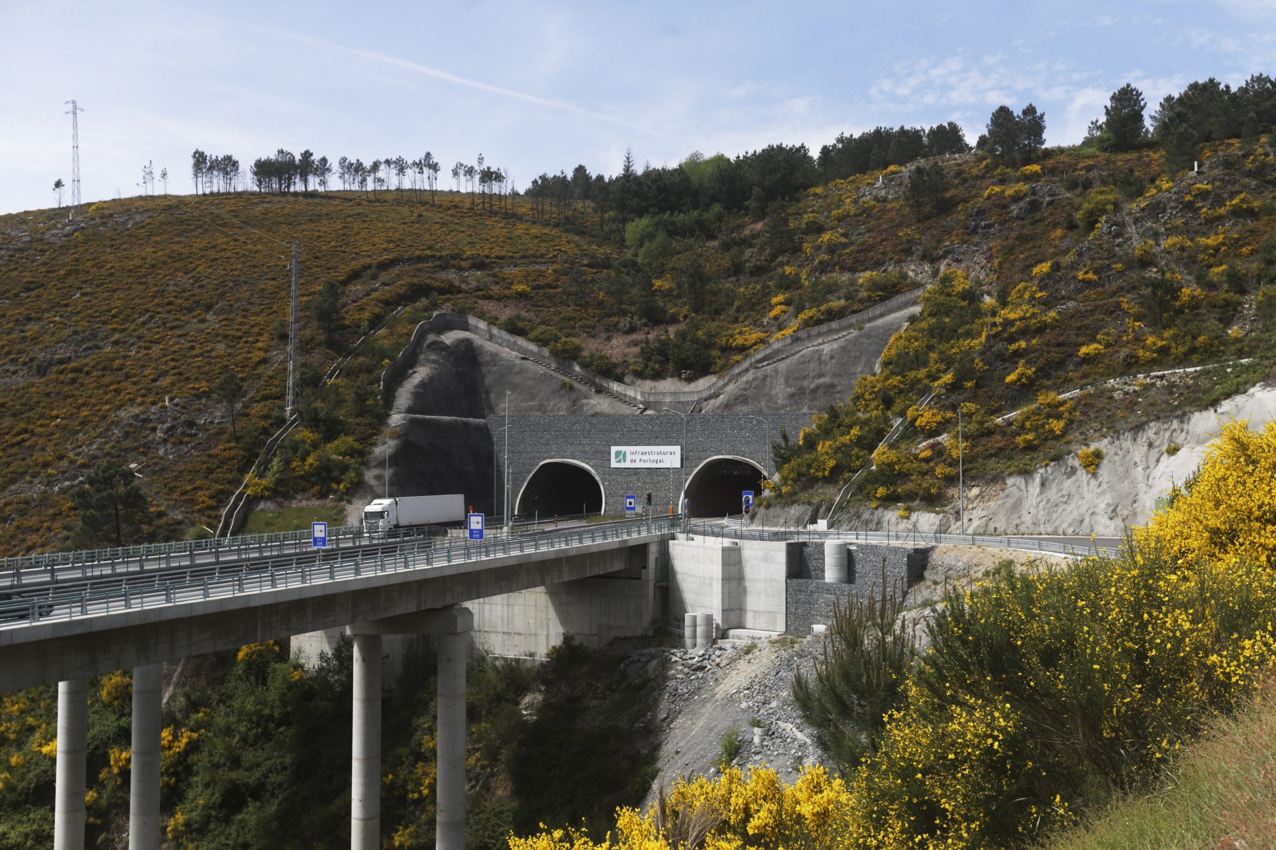 Circulação normalizada na A4 após reabertura do Túnel do Marão