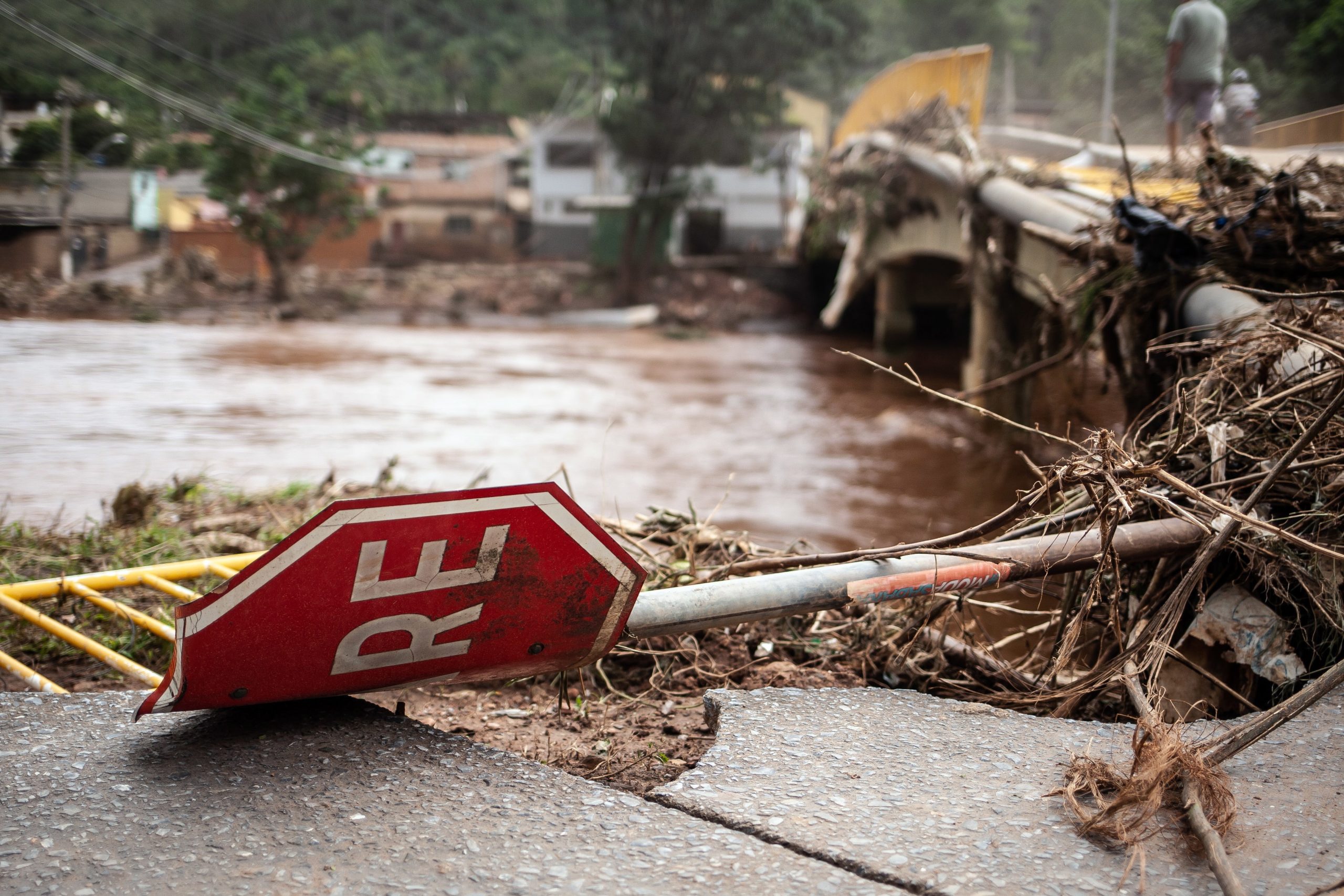 Brasil: Número de mortos em Minas Gerais devido à chuva sobe para 24