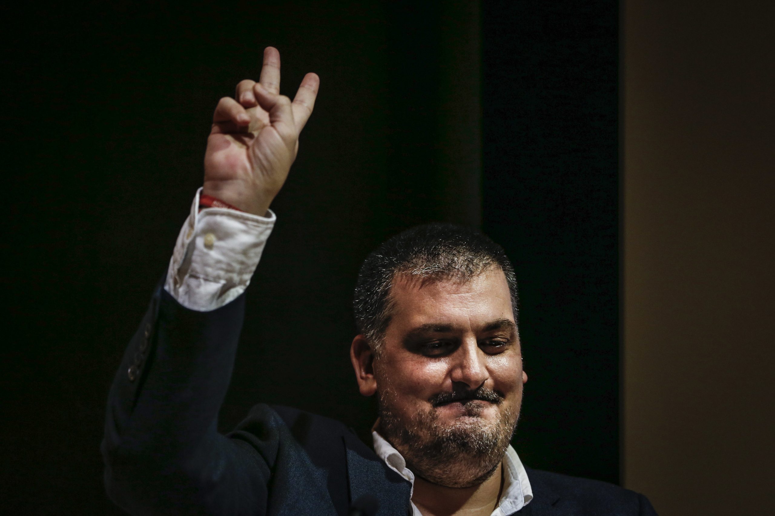 Autárquicas: Volt alerta que milhares de eleitores em confinamento não poderão votar