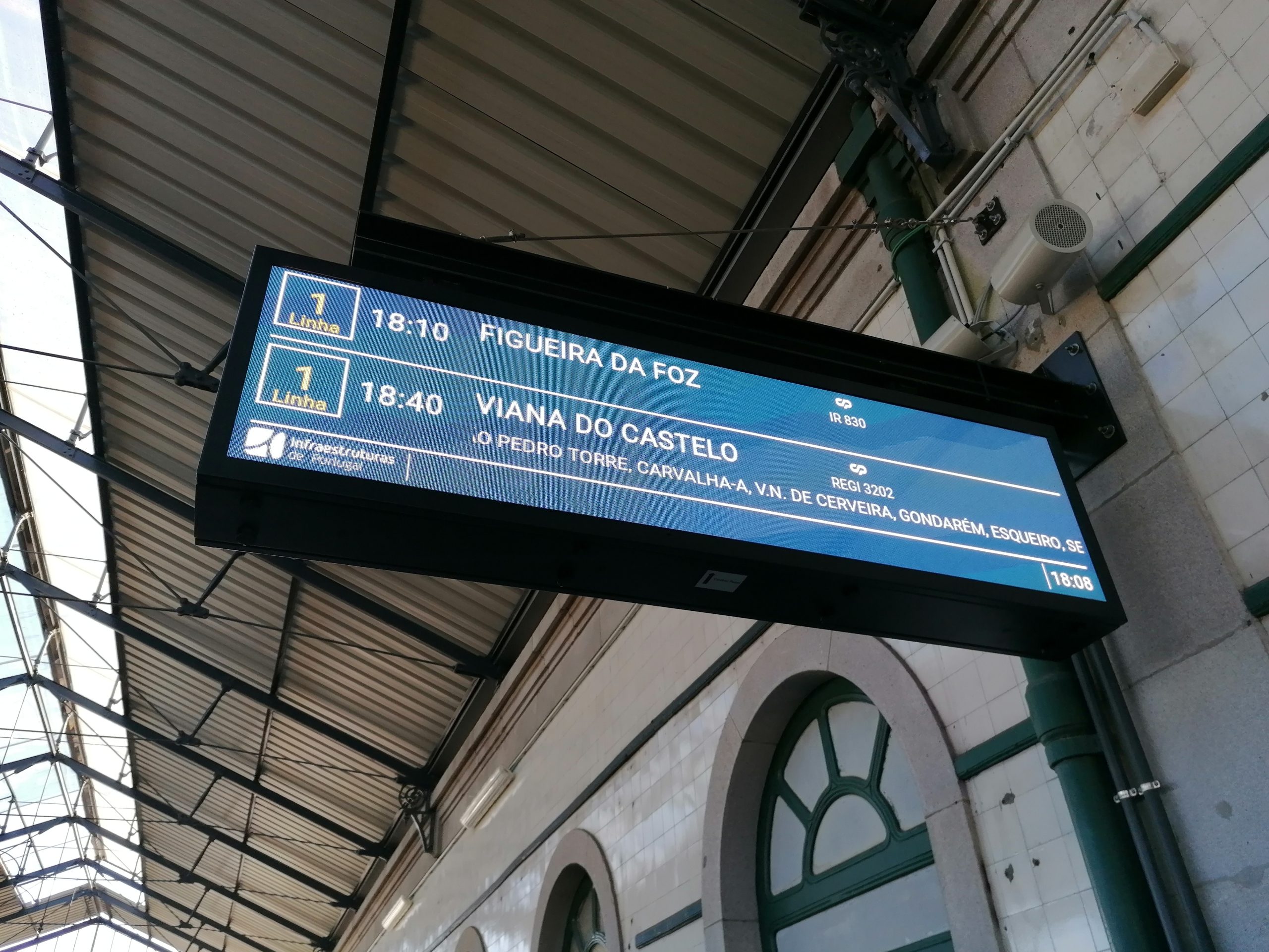 Quando é o próximo comboio? Metro de Lisboa e IP vão ter novos monitores nas estações