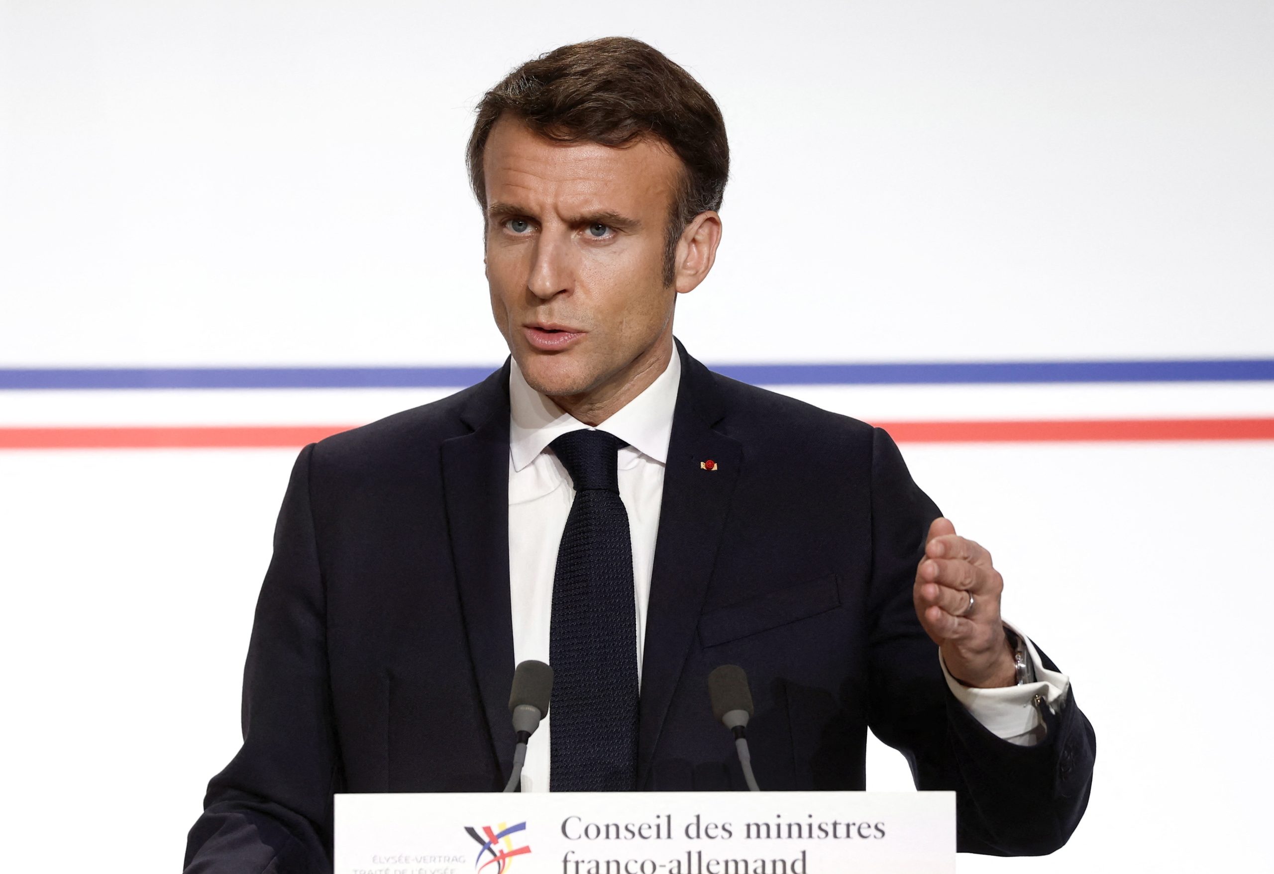 Macron espera que Burkina Faso esclareça pedido de saída das tropas francesas