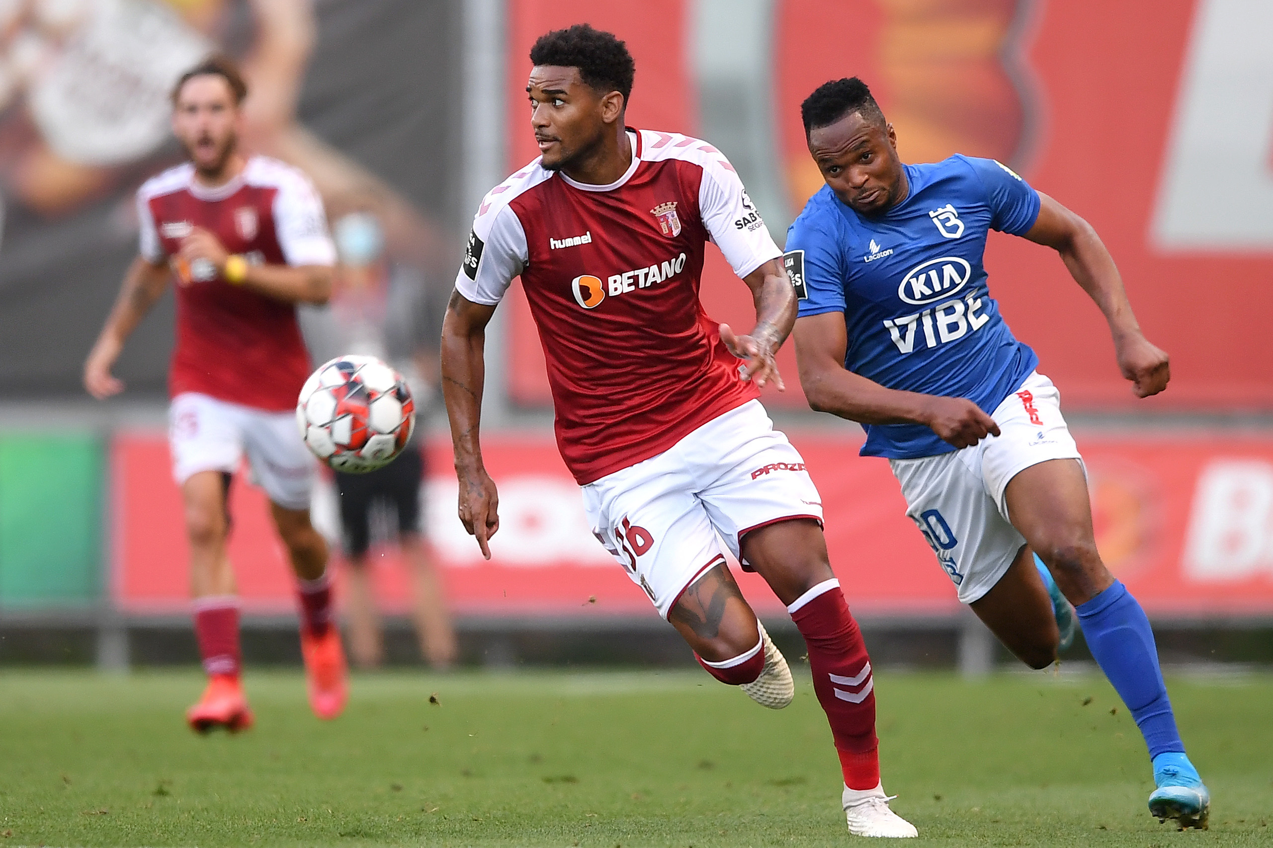 I Liga. Belenenses empata em Braga e ganha terreno na fuga à despromoção