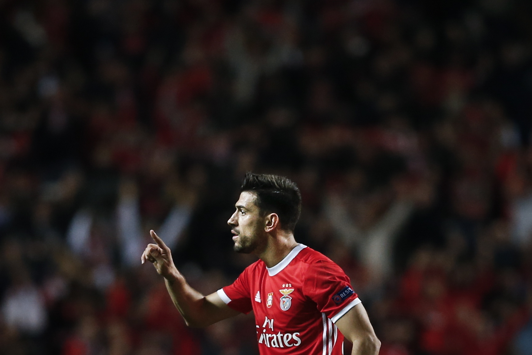 Pizzi admite falta de “mentalidade” do Benfica nesta Liga dos Campeões