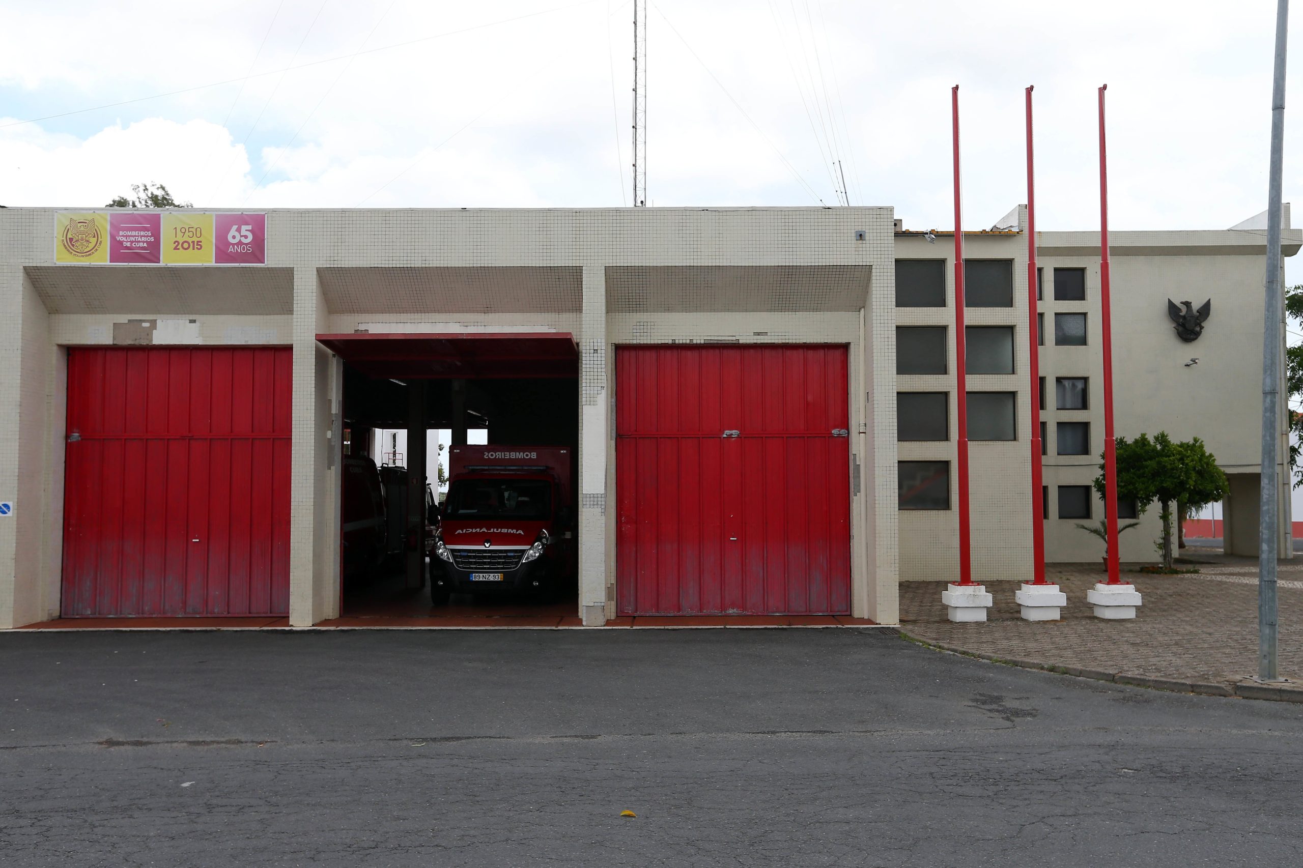 Bombeiros de Cuba suspendem socorro à noite e fins de semana por falta de pessoal