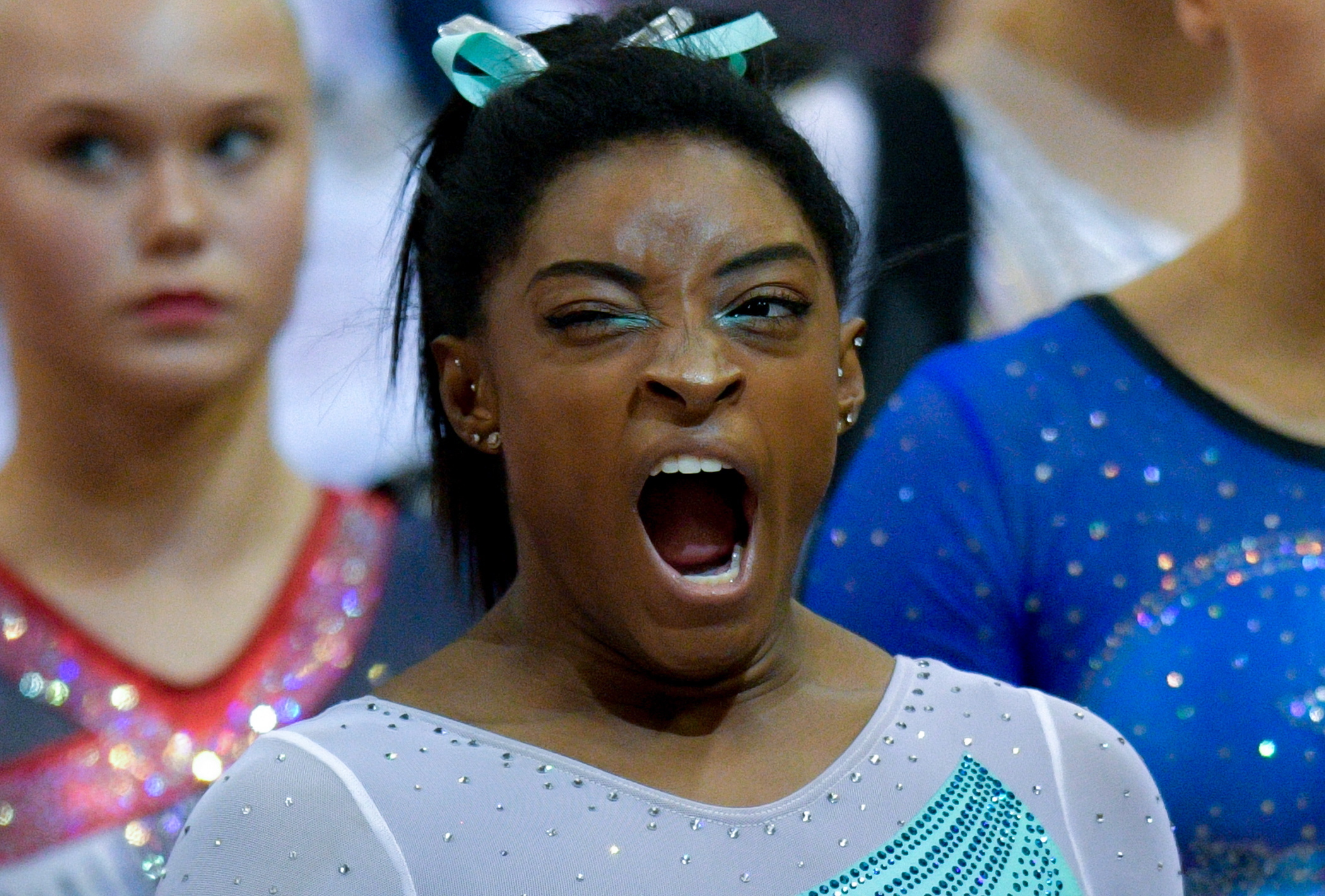 Simone Biles prossegue a ‘lenda’ e chega às 13 medalhas de ouro em Mundiais
